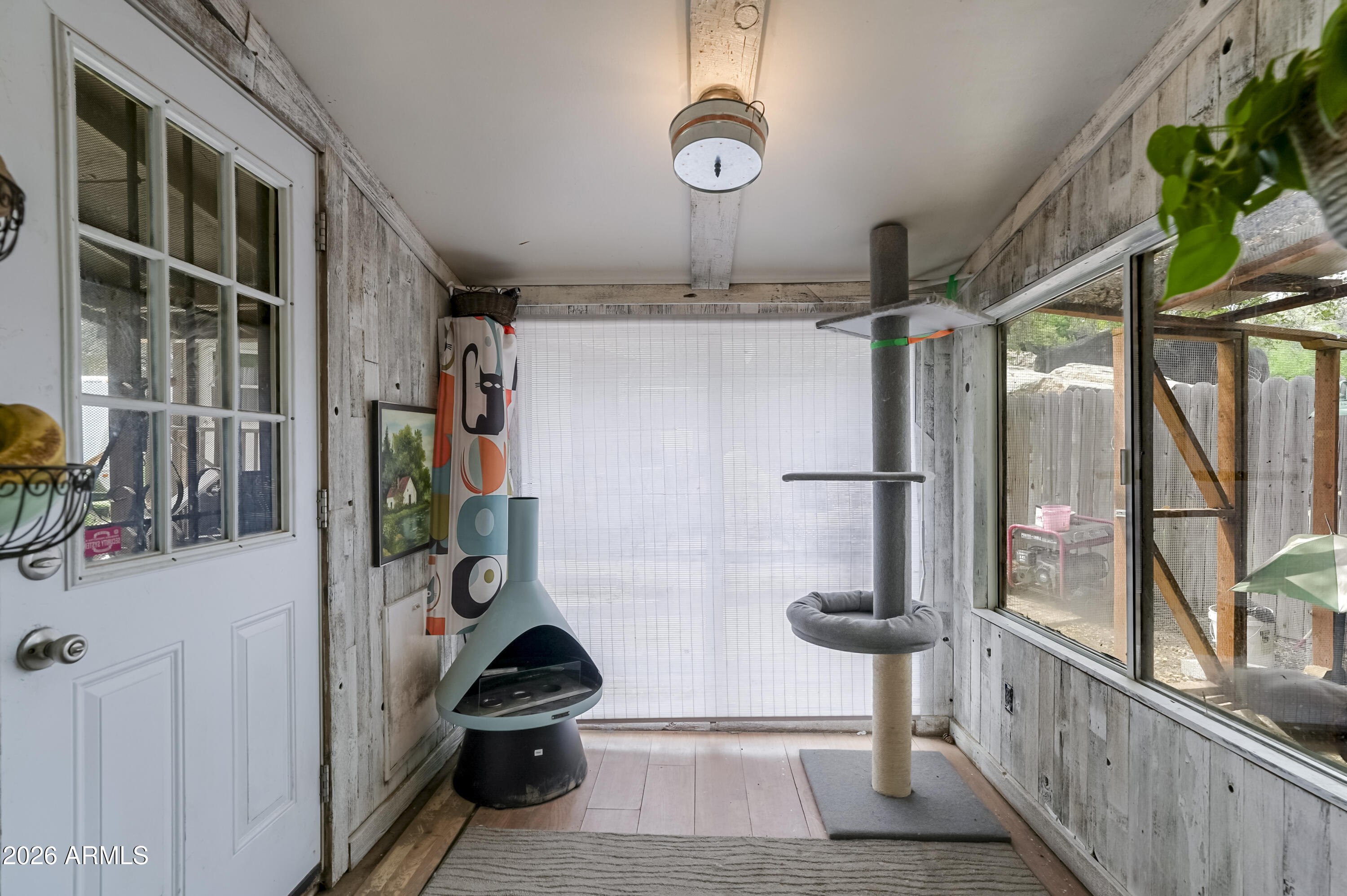 YARNELL HEIGHTS - Residential