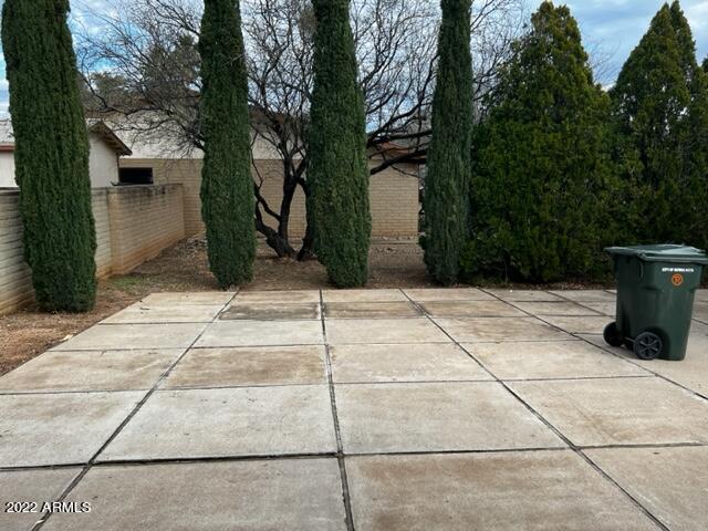 TOWN & COUNTRY ESTATES UNIT 11 - Residential
