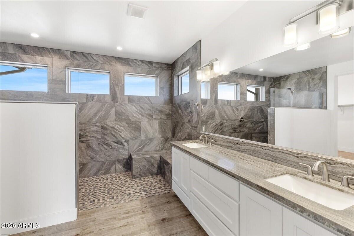 MINGUS MEADOWS AMD - Residential