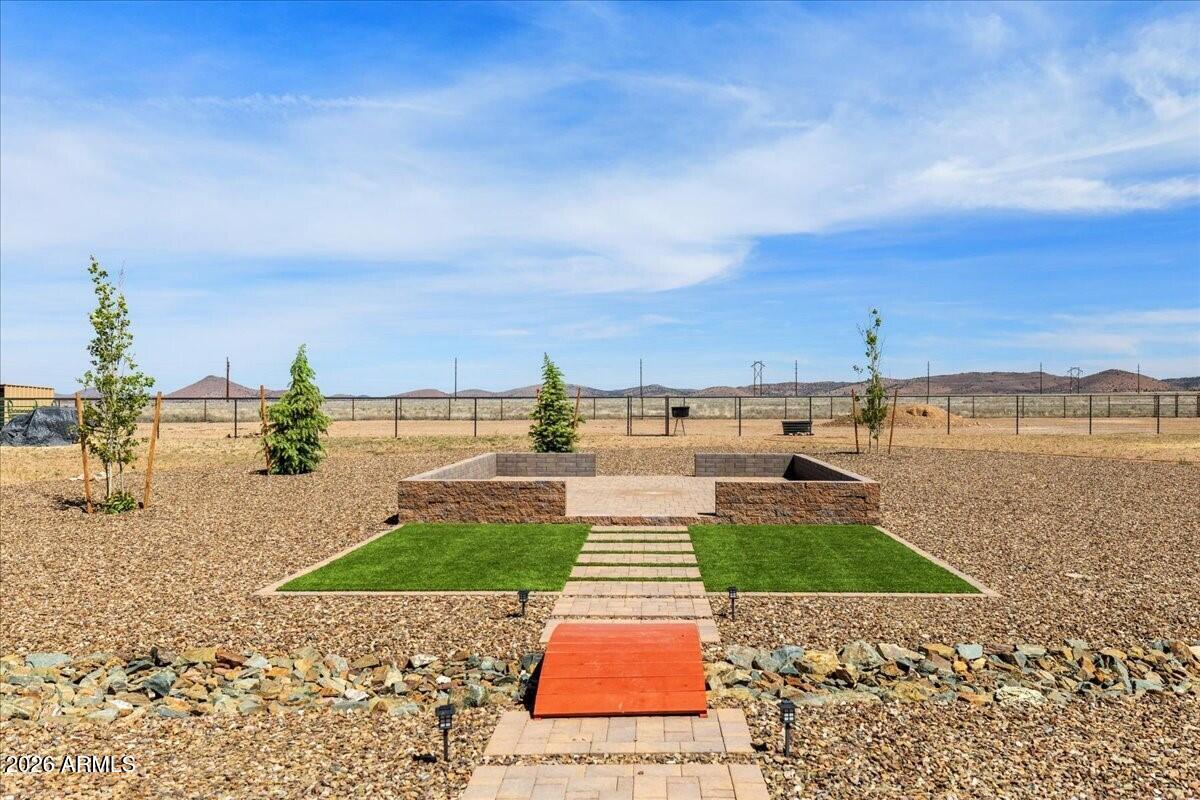 MINGUS MEADOWS AMD - Residential