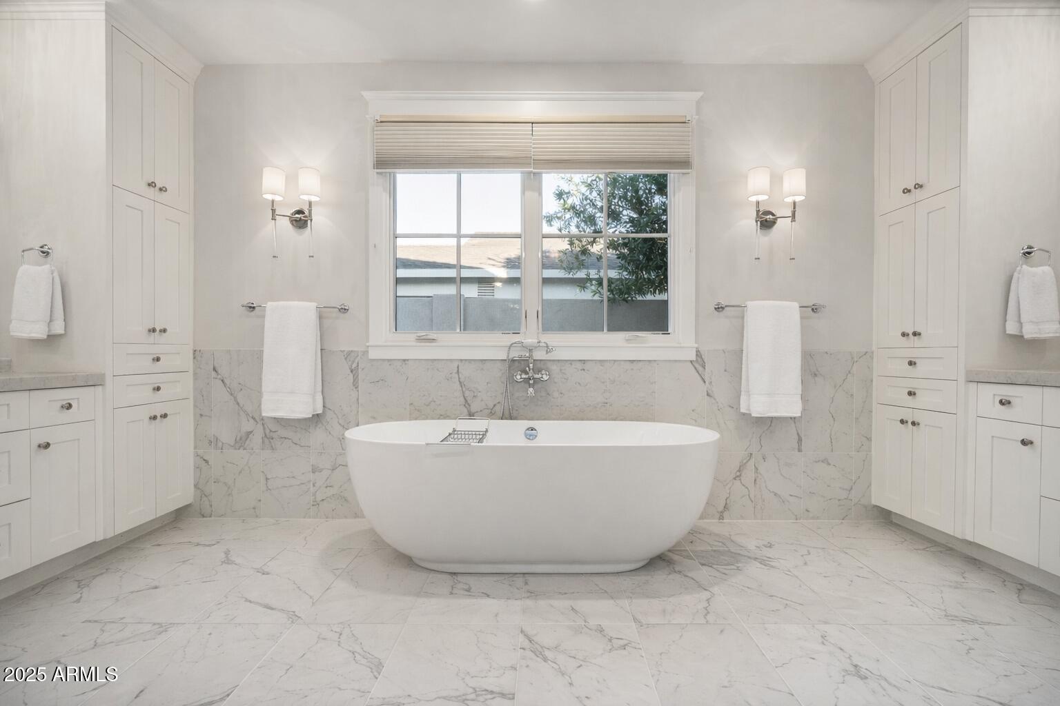 DEL RAY ESTATES  8 - Residential