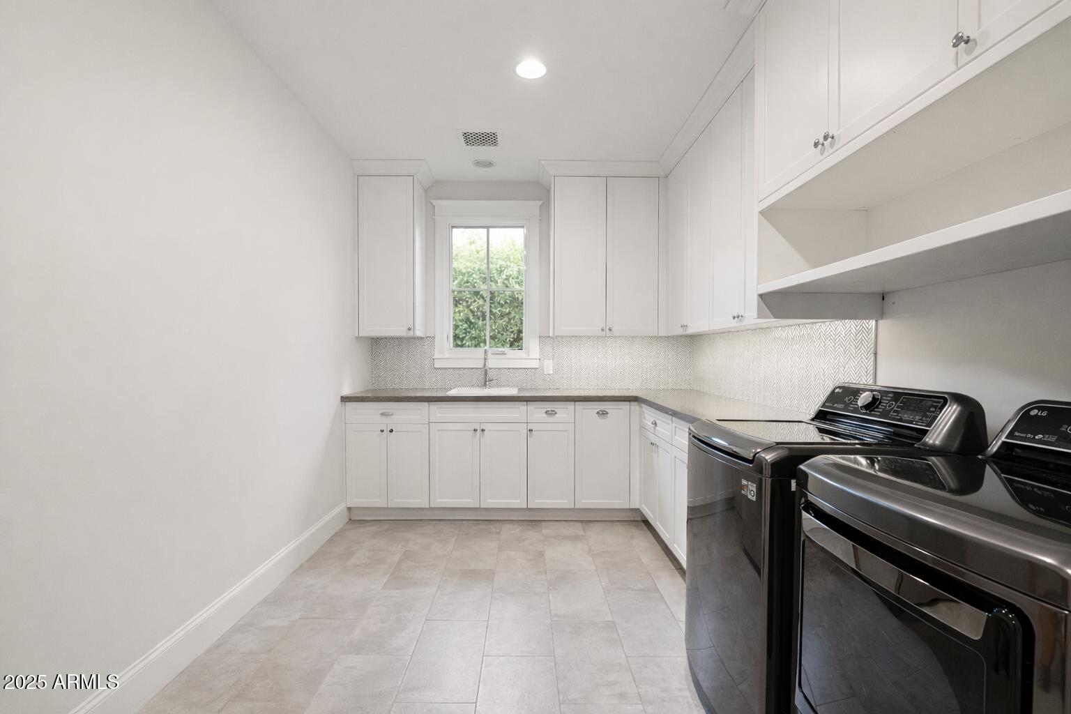 DEL RAY ESTATES  8 - Residential