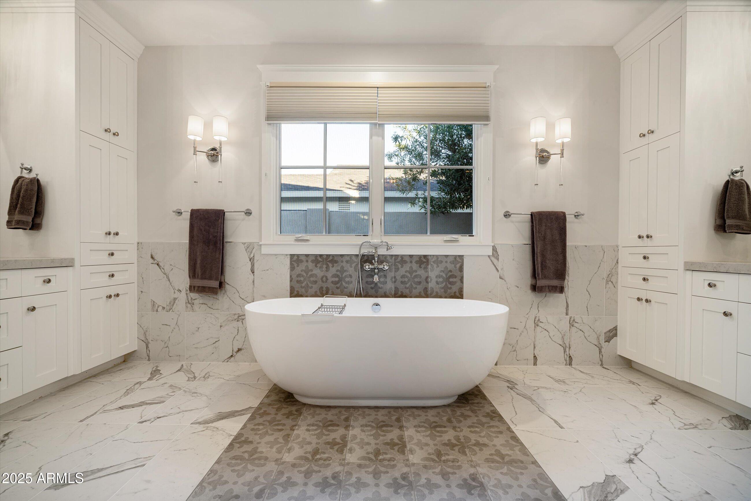 DEL RAY ESTATES  8 - Residential