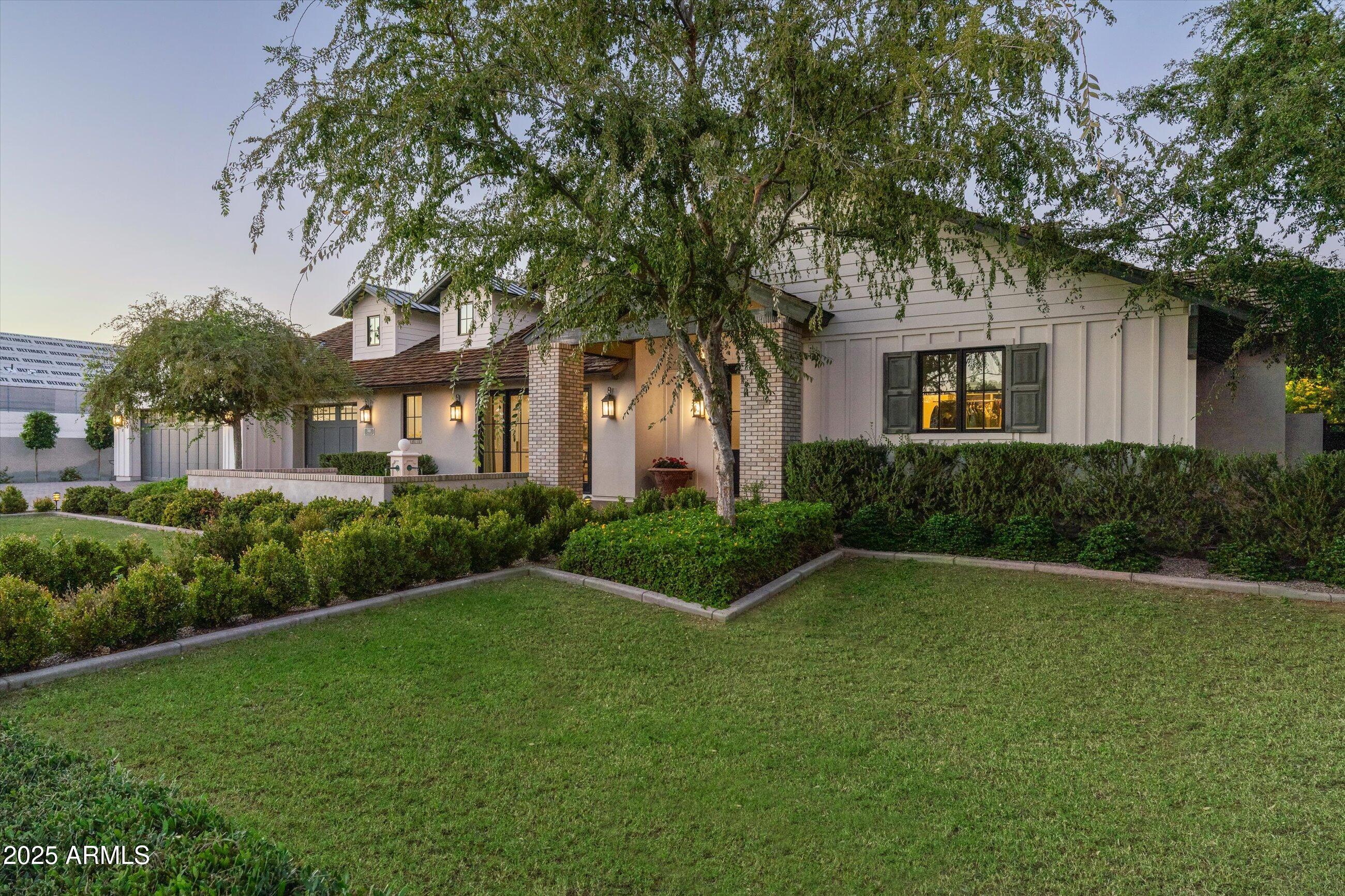 DEL RAY ESTATES  8 - Residential