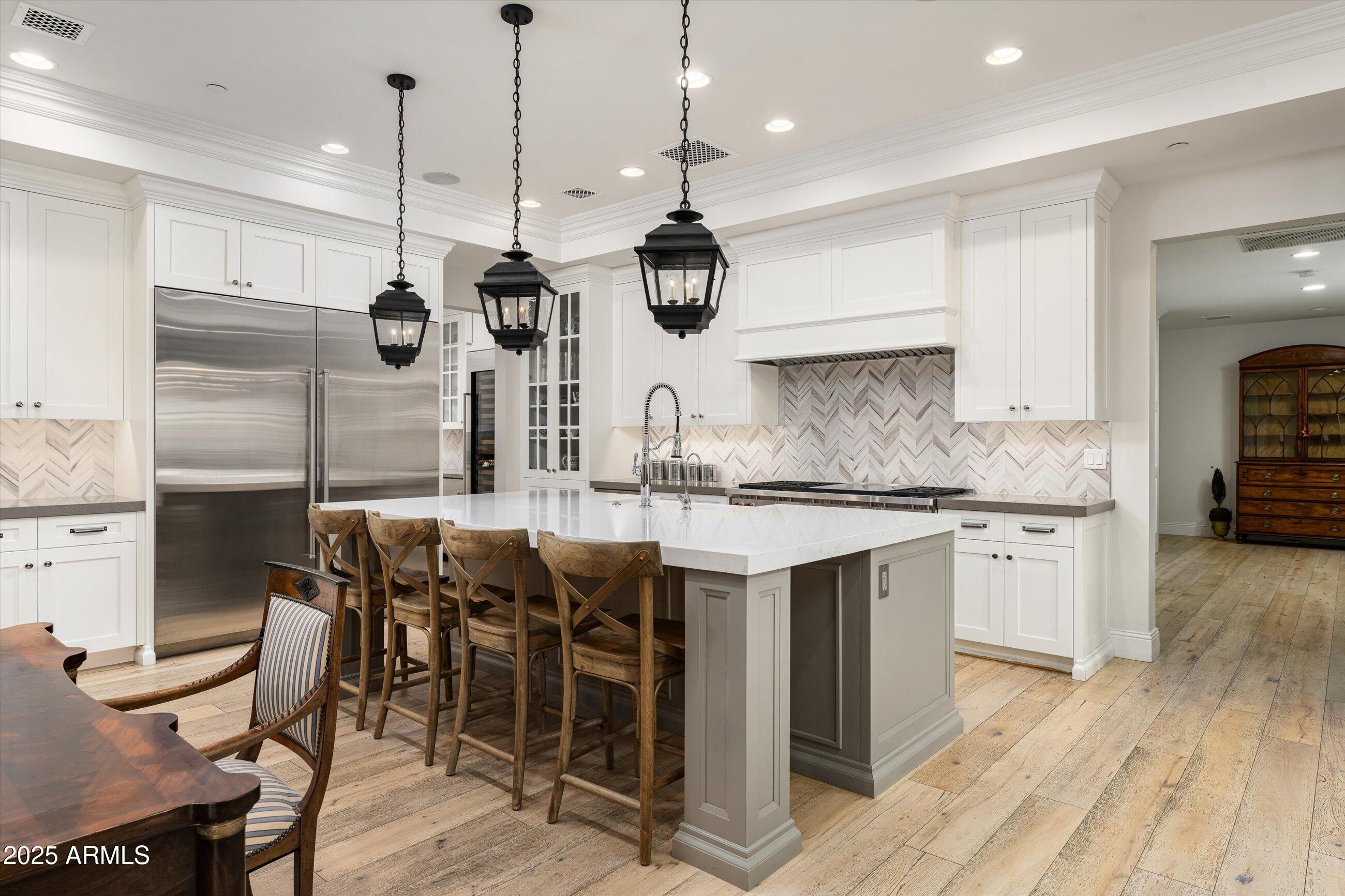 DEL RAY ESTATES  8 - Residential