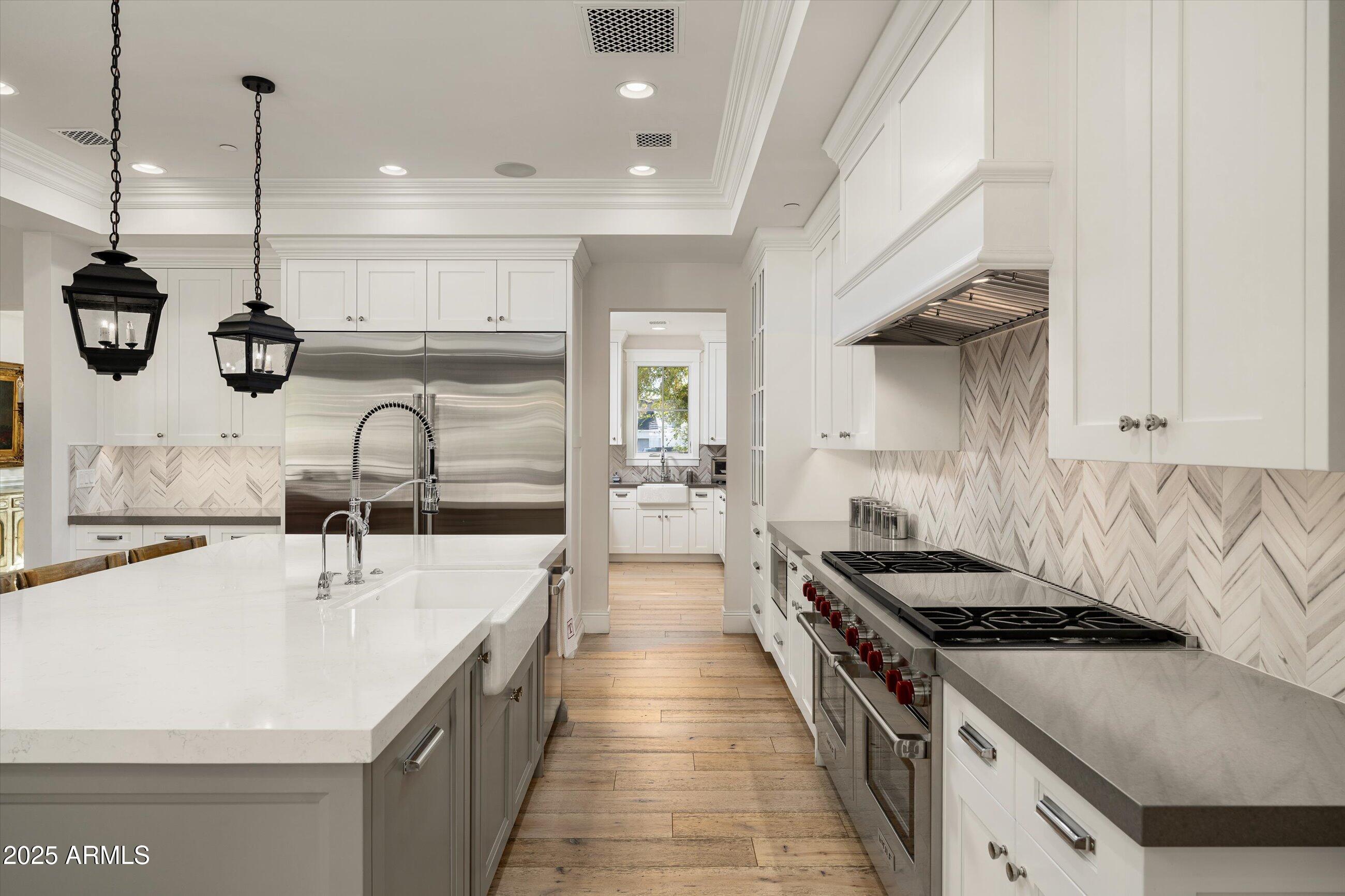 DEL RAY ESTATES  8 - Residential