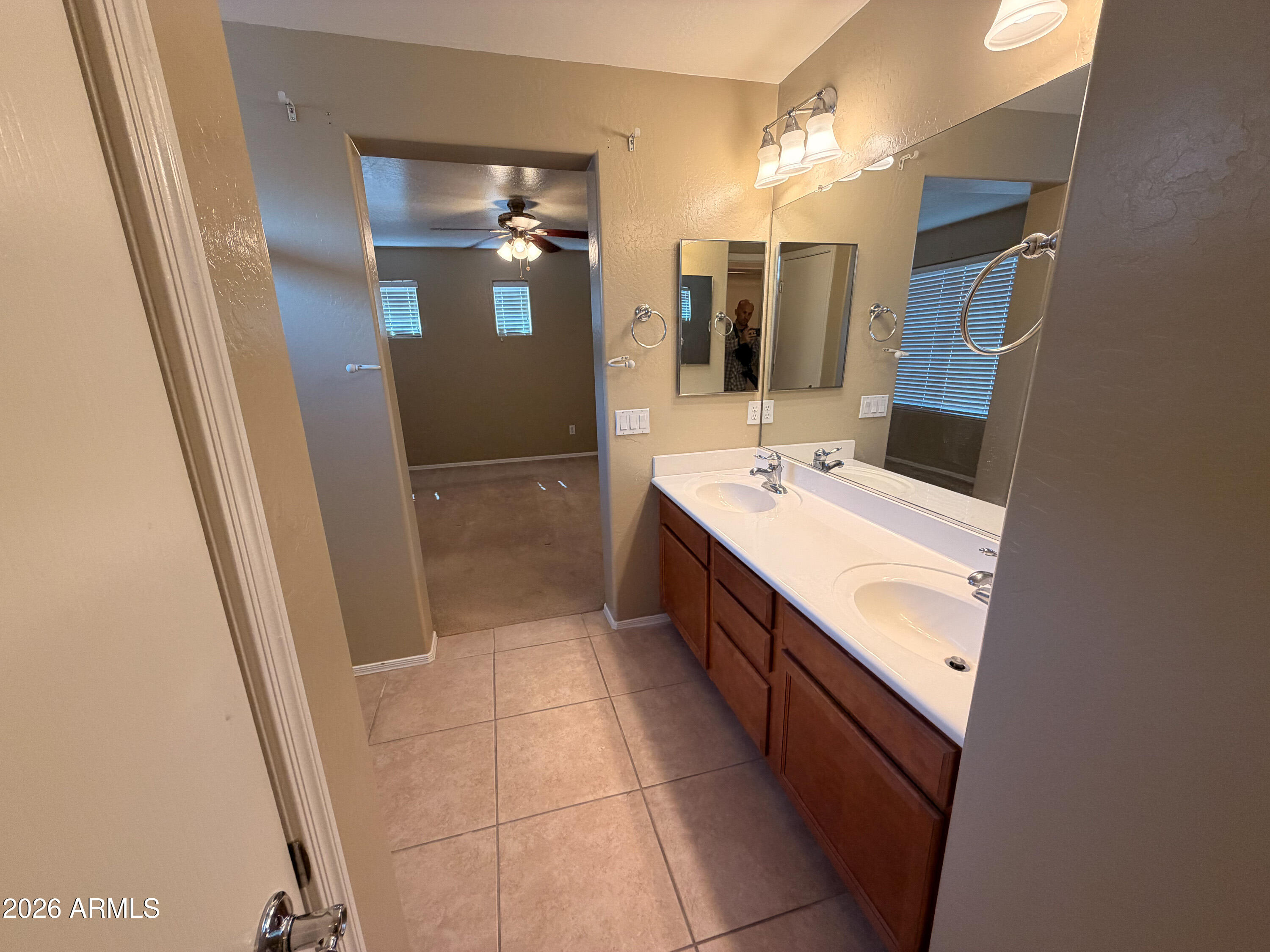 BAILEY COMMONS CONDOMINIUM AMD - Residential