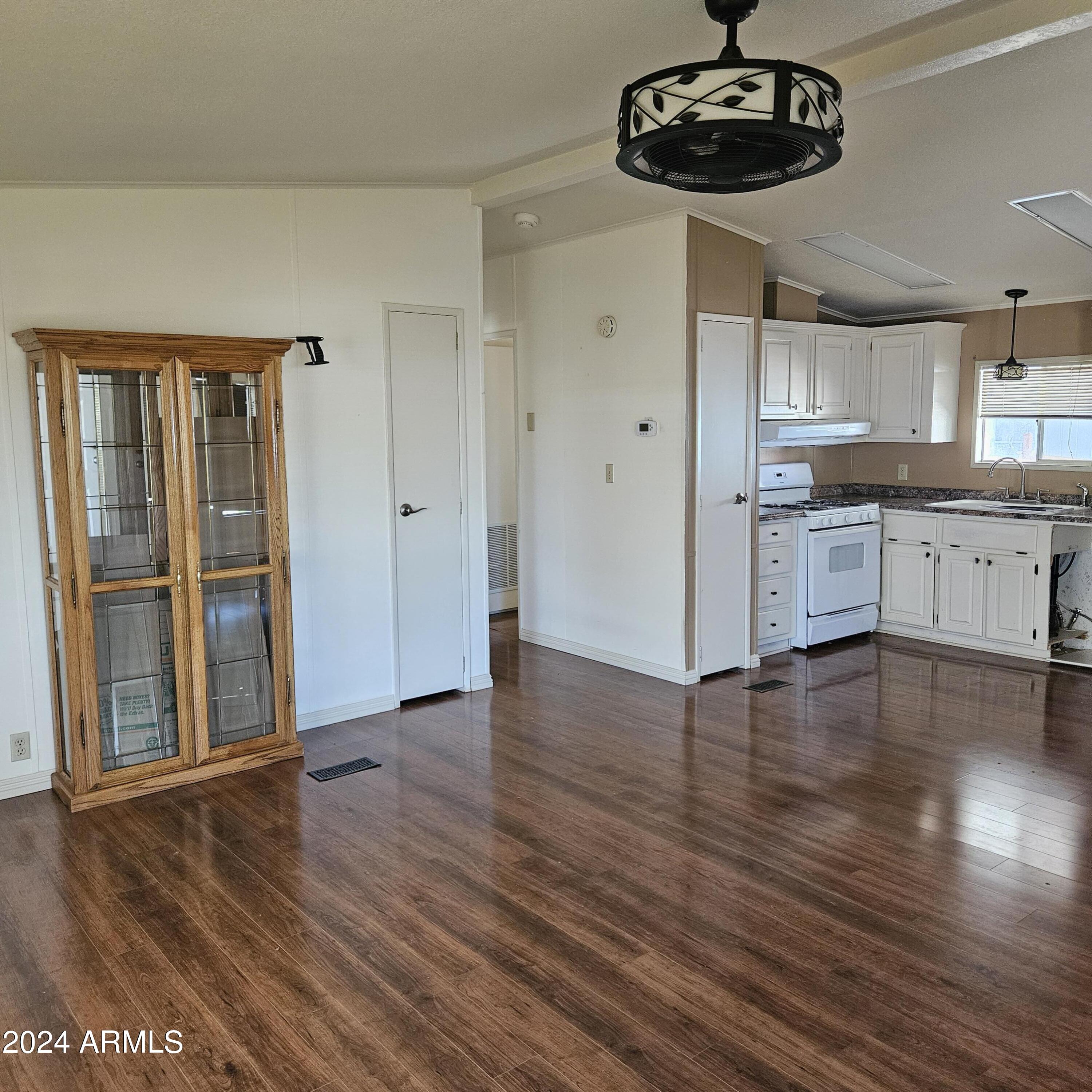 Sierra Vista Village - Residential