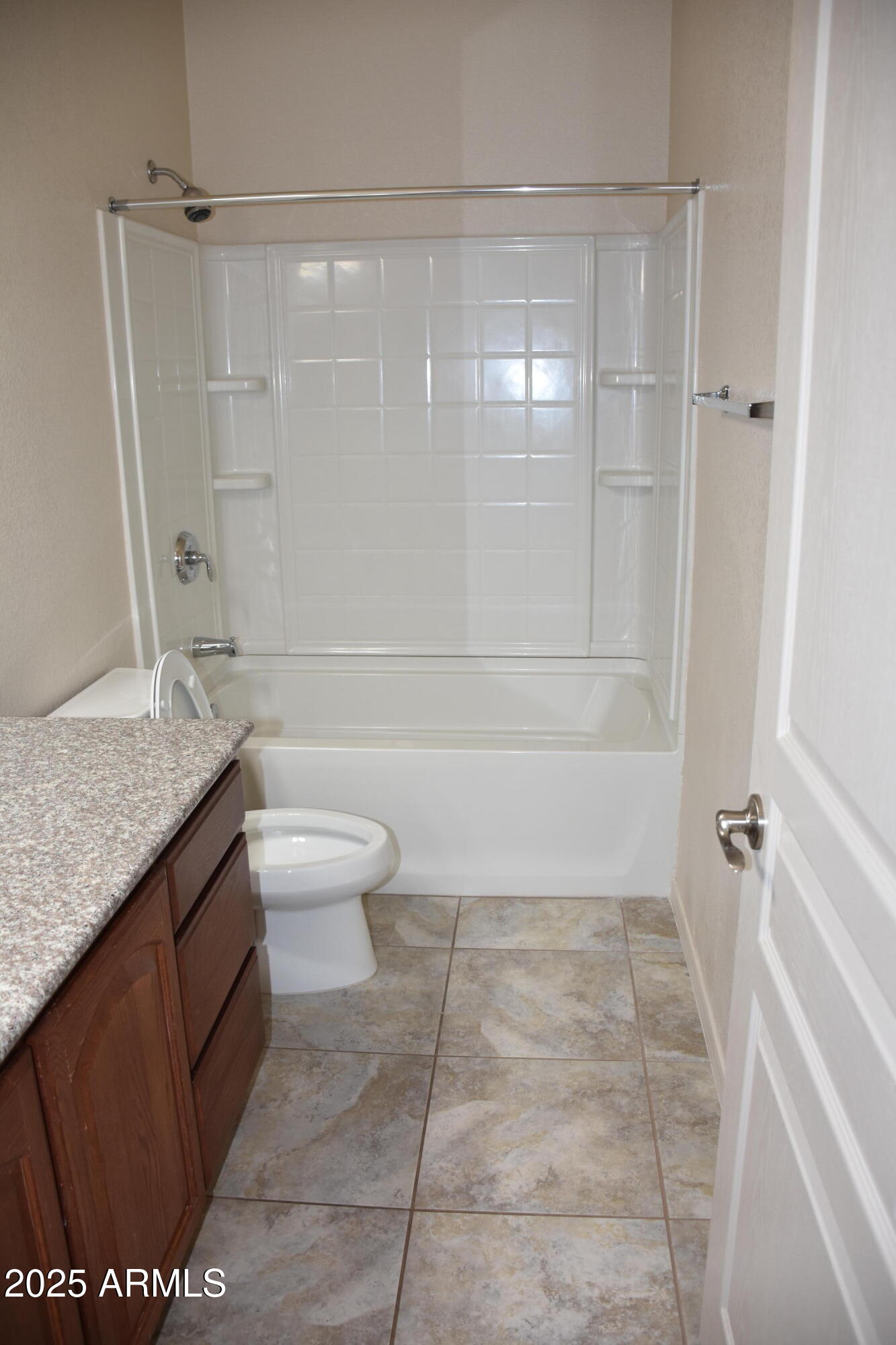 RETREAT PHASE 1 - Residential Lease