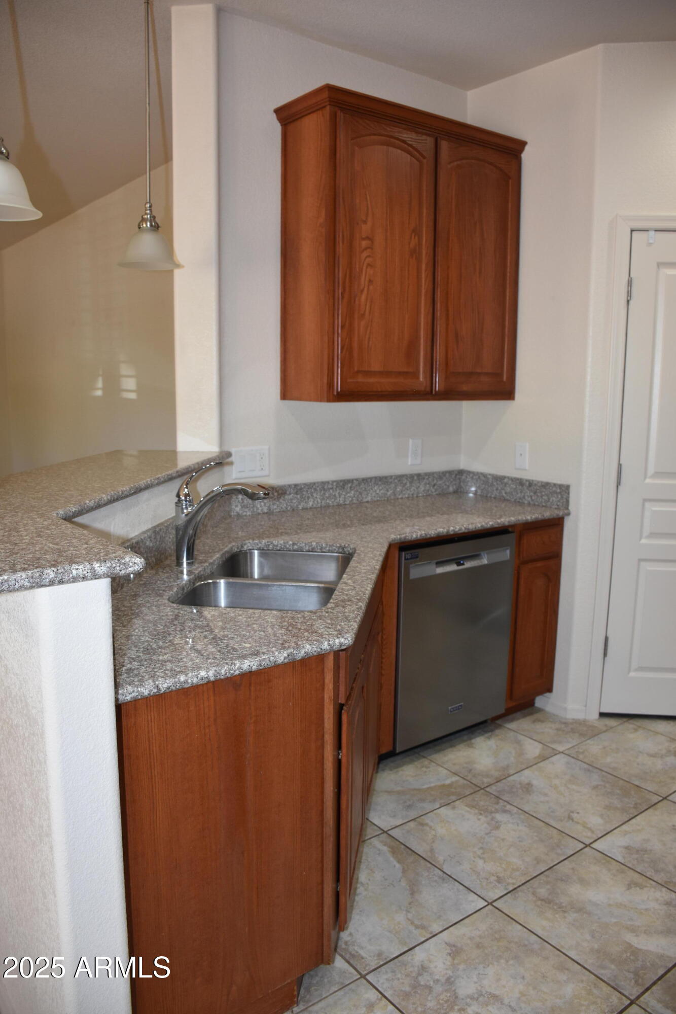 RETREAT PHASE 1 - Residential Lease