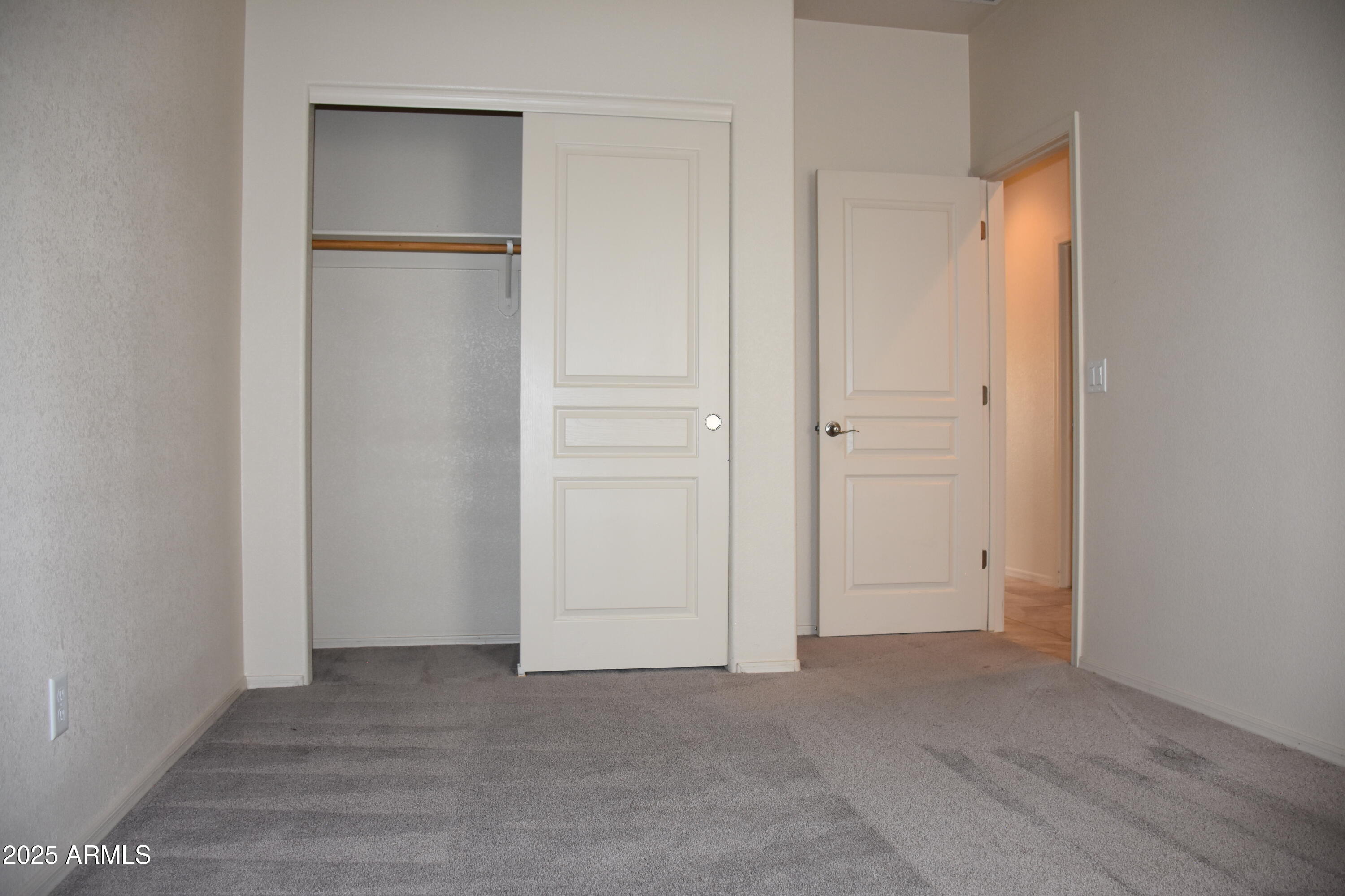 RETREAT PHASE 1 - Residential Lease