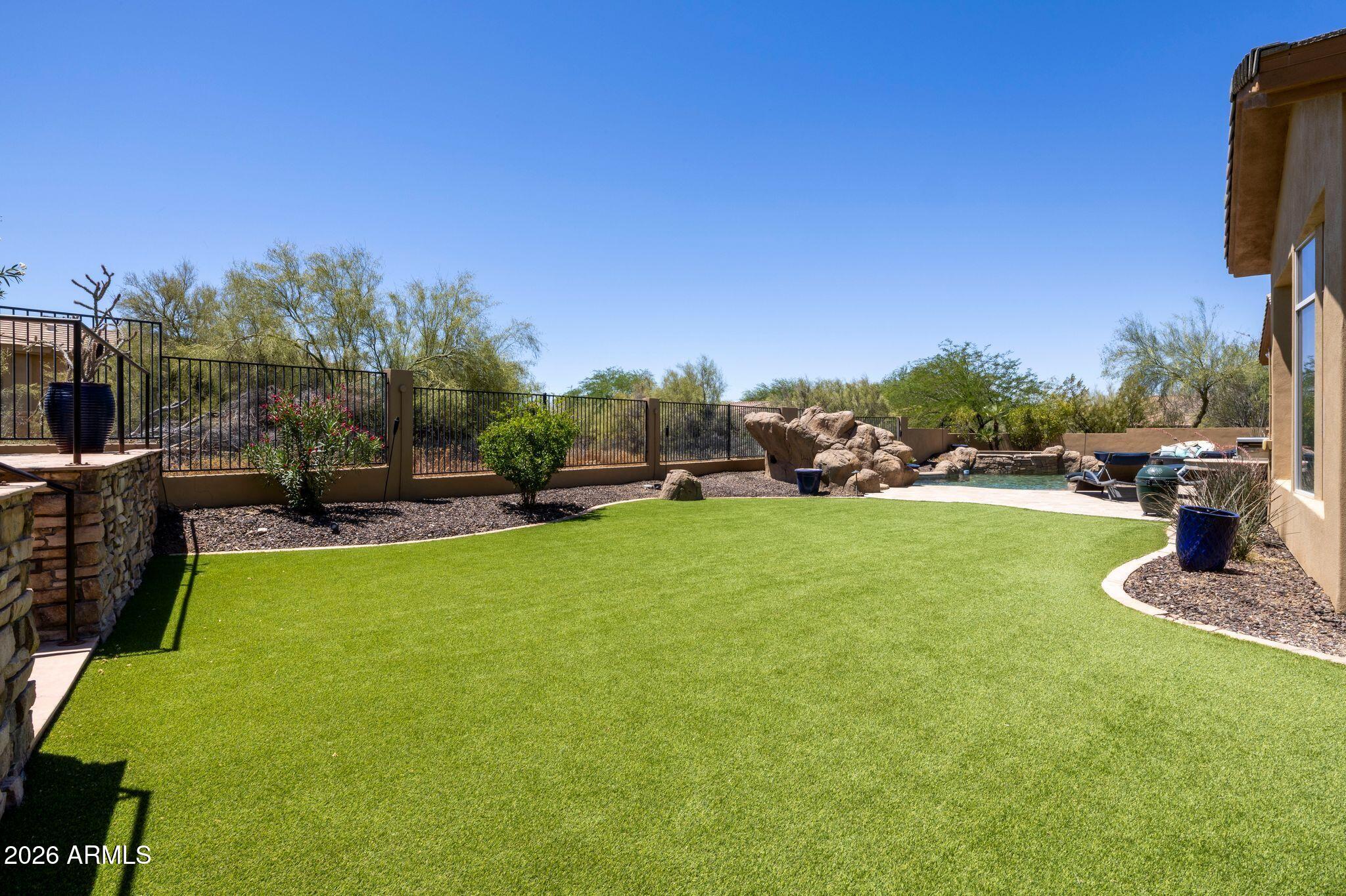 CAREFREE IRONWOOD ESTATES - Residential