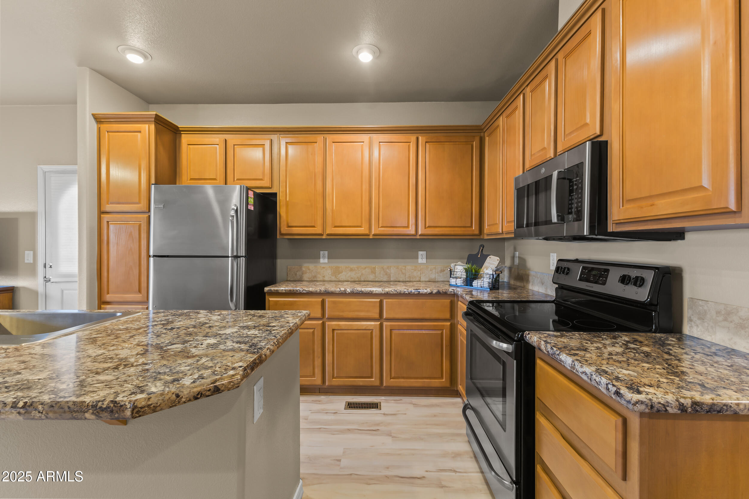 PUEBLO EL MIRAGE RV RESORT - Residential