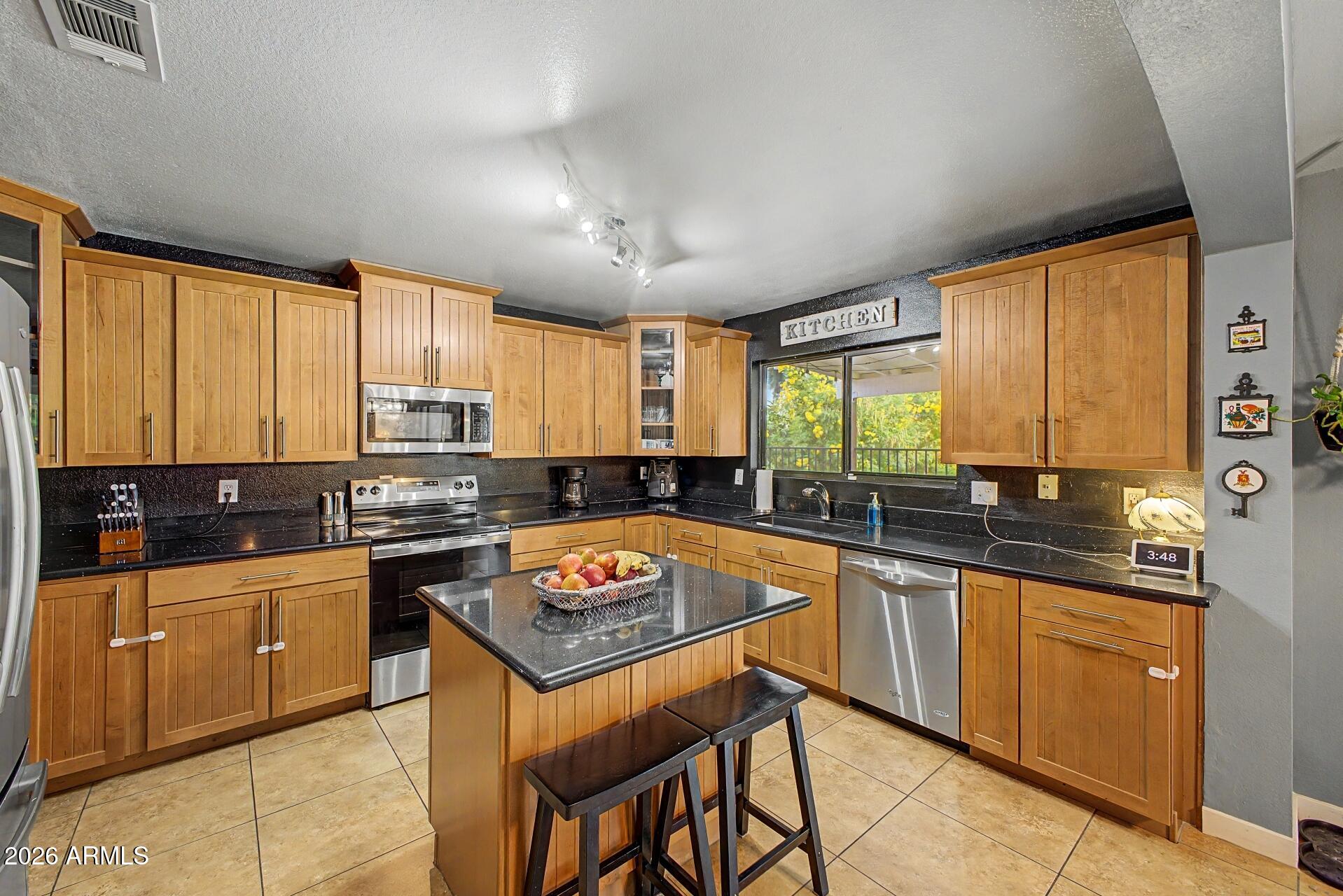 ADOBE MOUNTAIN ESTATES UNIT 2 - Residential