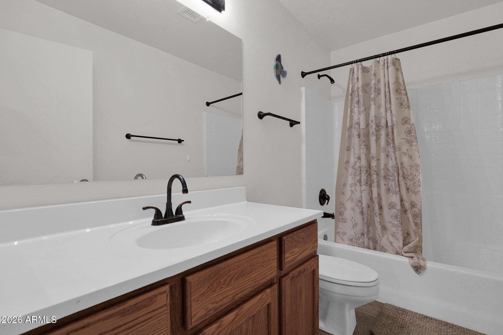 MONTE VISTA NO 37 - Residential Lease