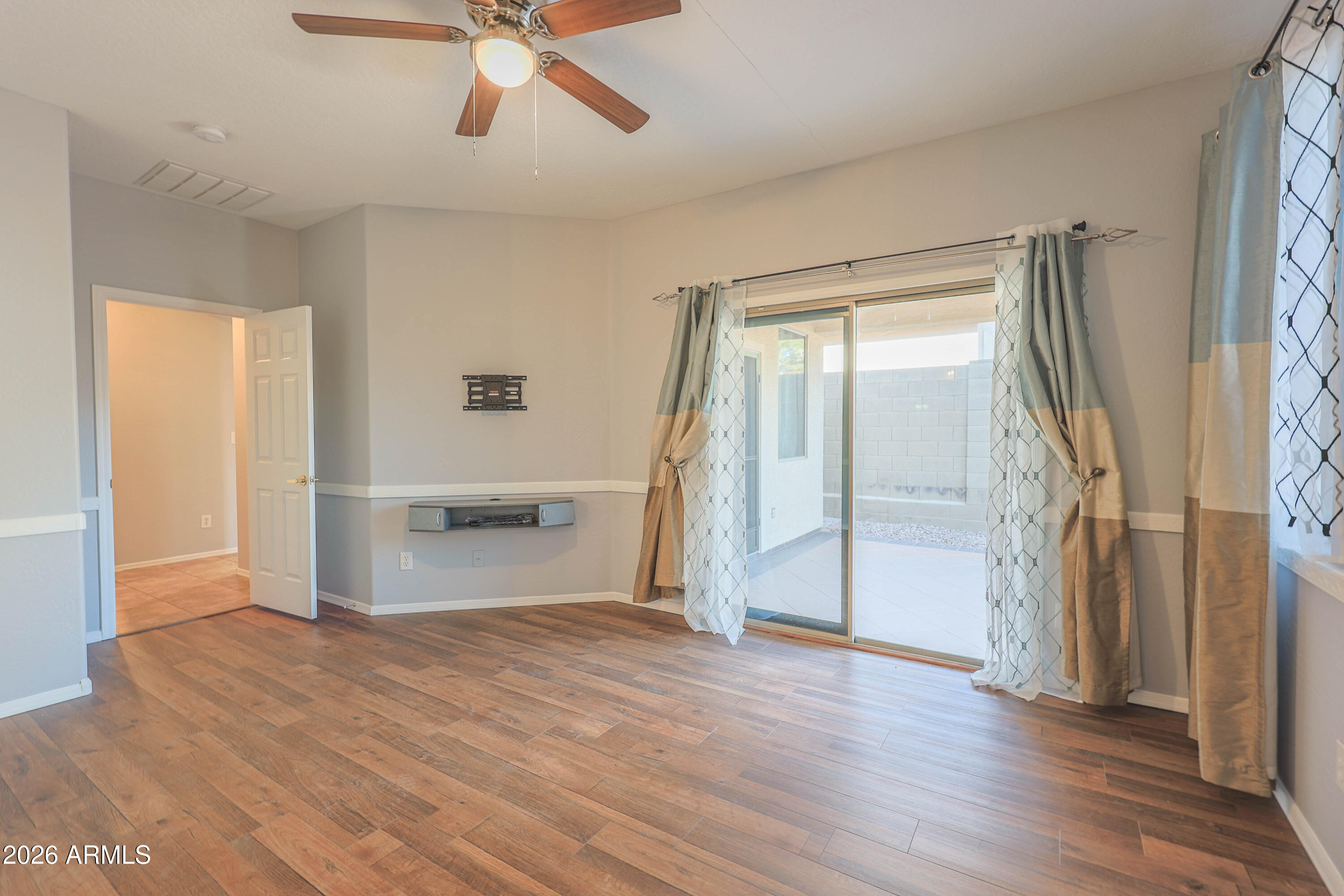 ANTHEM PARKSIDE - Residential