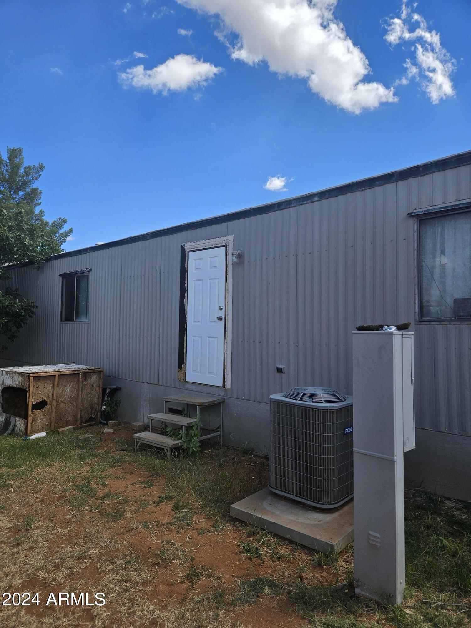 GOLDEN ACRES MOBILE HOME PARK - Residential