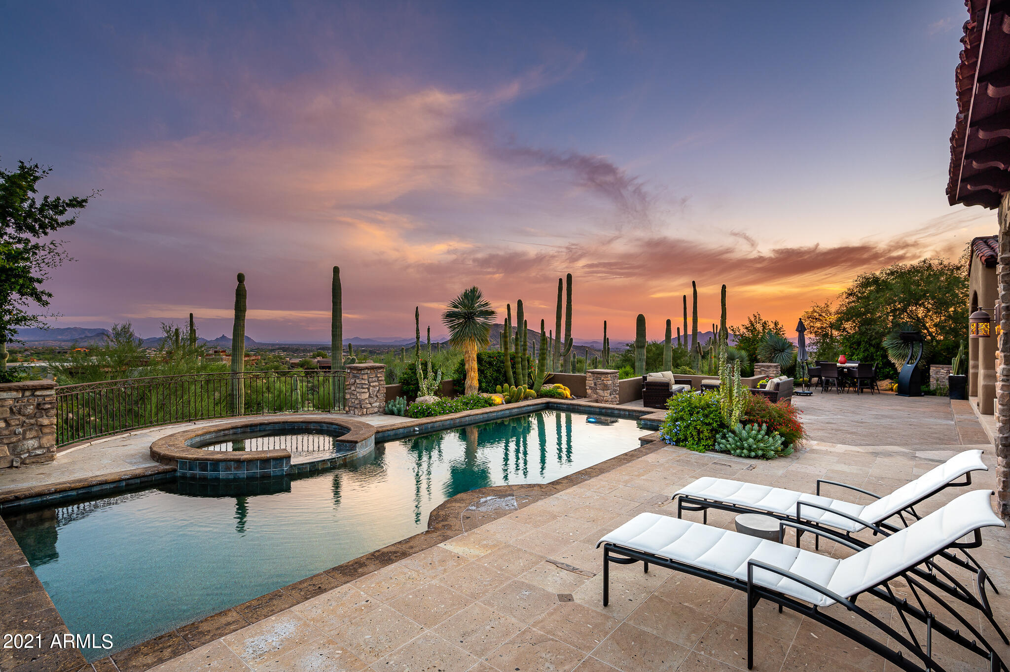 DESERT MOUNTAIN - Residential