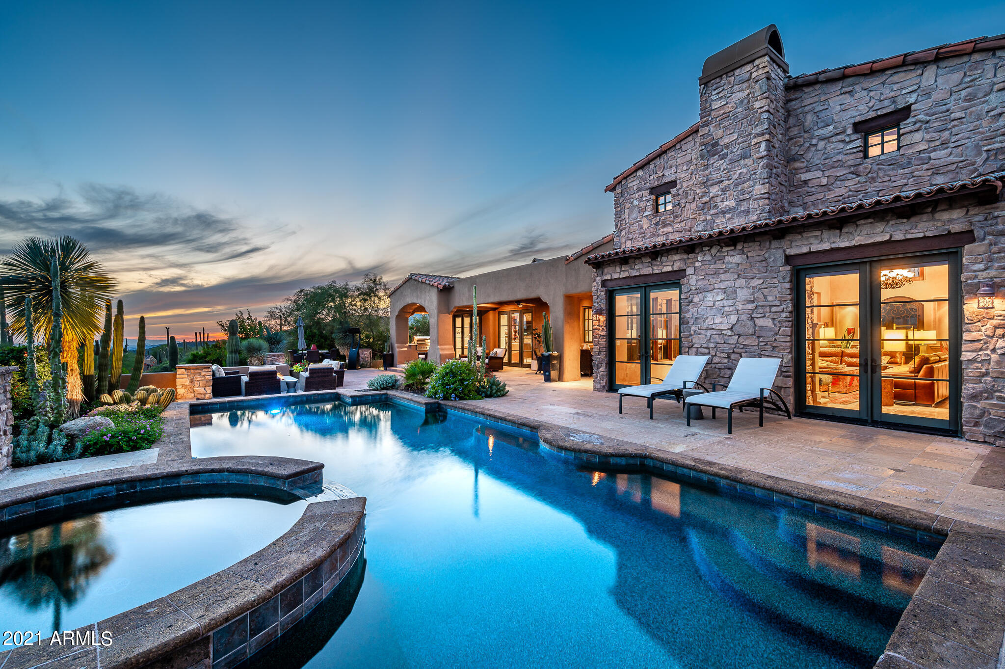 DESERT MOUNTAIN - Residential