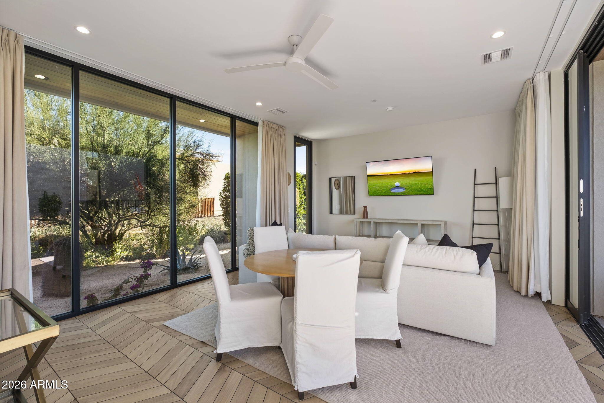 LOMAS VERDES ESTATES - Residential