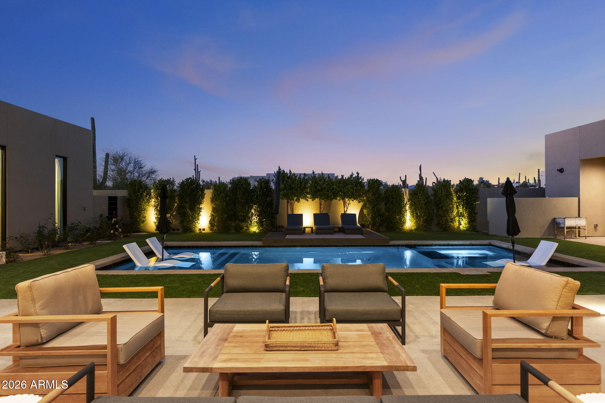 LOMAS VERDES ESTATES - Residential