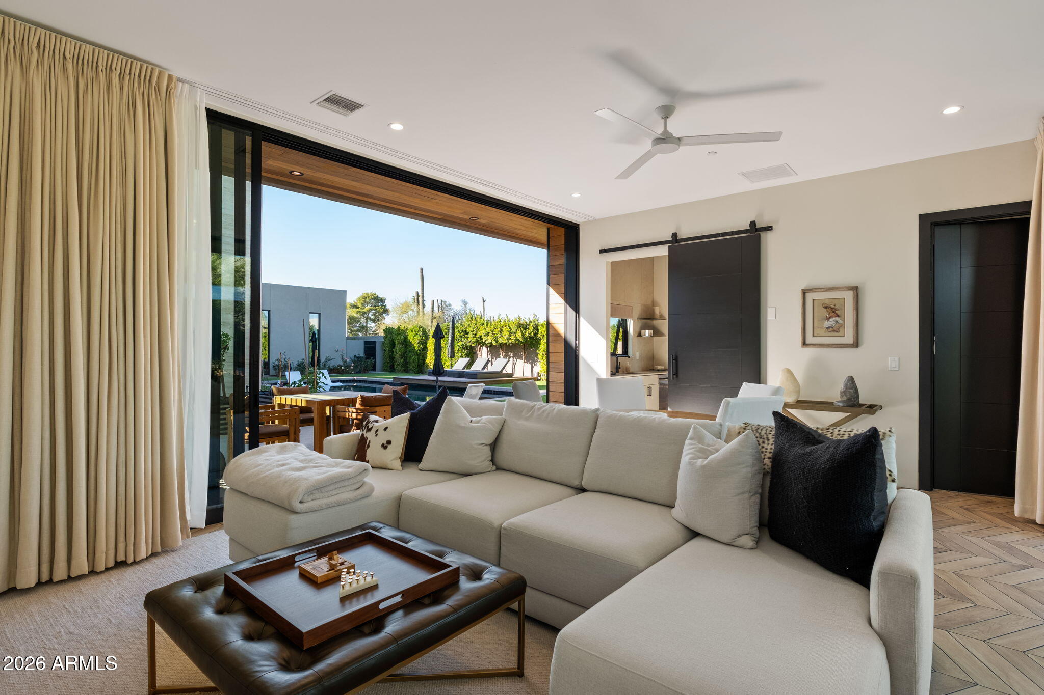 LOMAS VERDES ESTATES - Residential