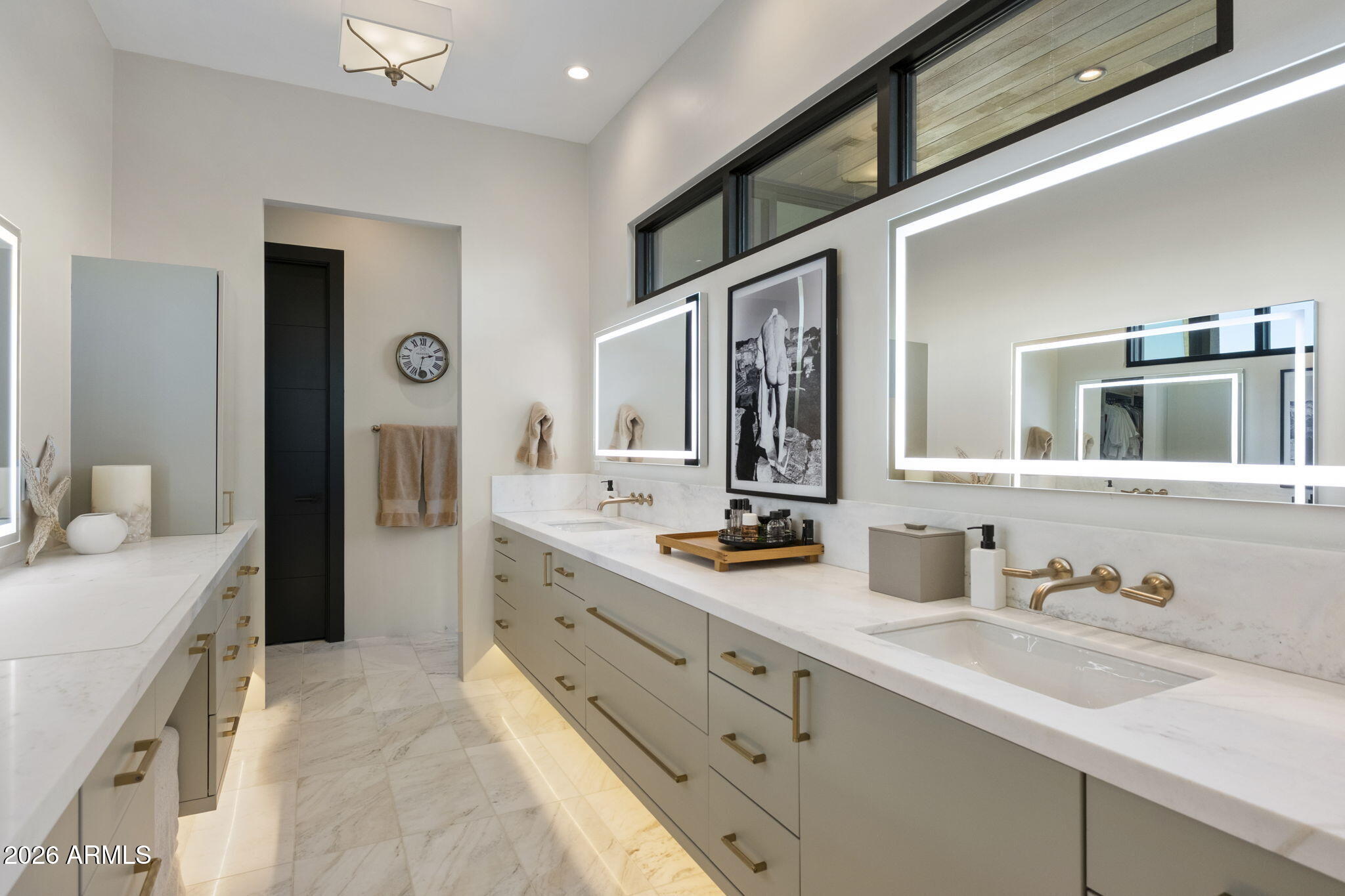 LOMAS VERDES ESTATES - Residential