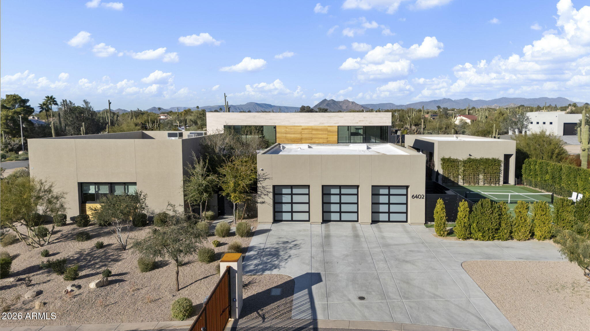 LOMAS VERDES ESTATES - Residential