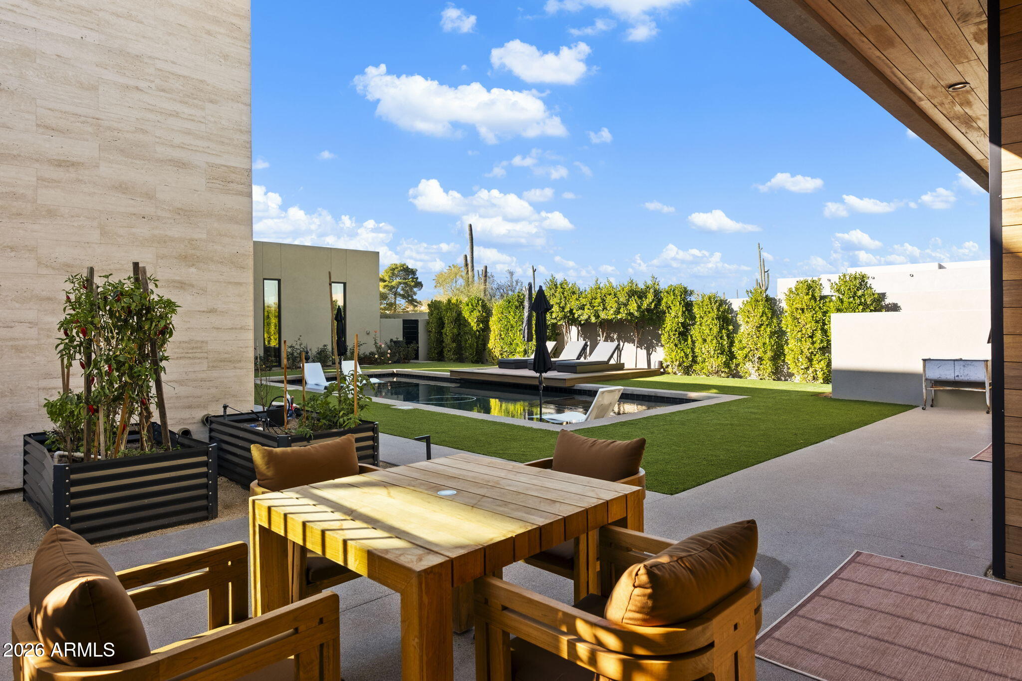 LOMAS VERDES ESTATES - Residential