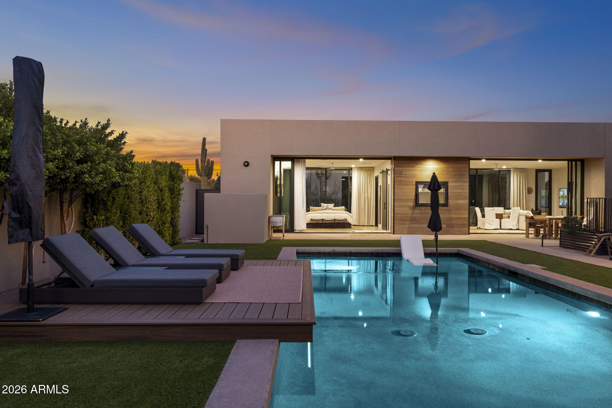 LOMAS VERDES ESTATES - Residential