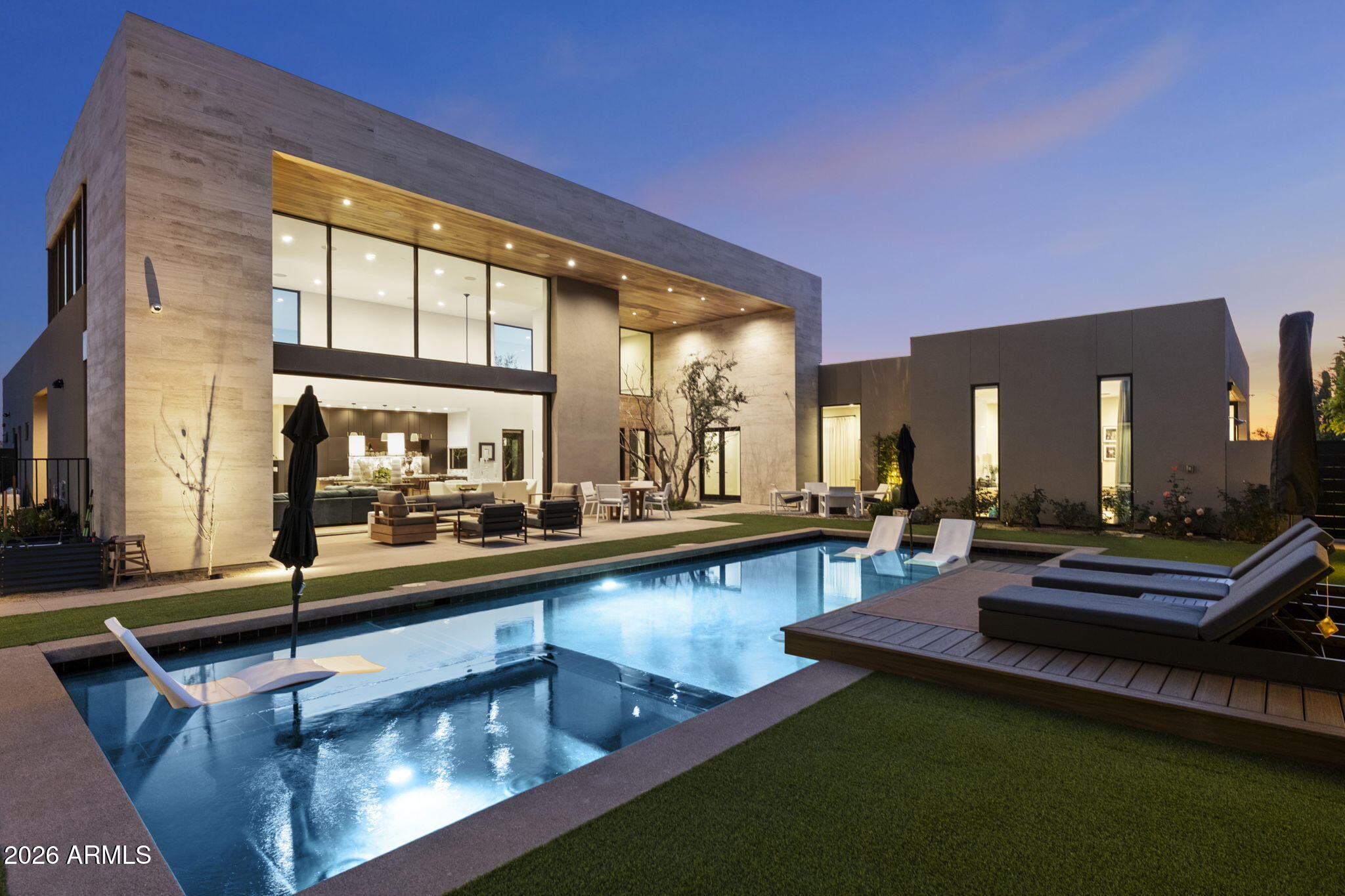 LOMAS VERDES ESTATES - Residential