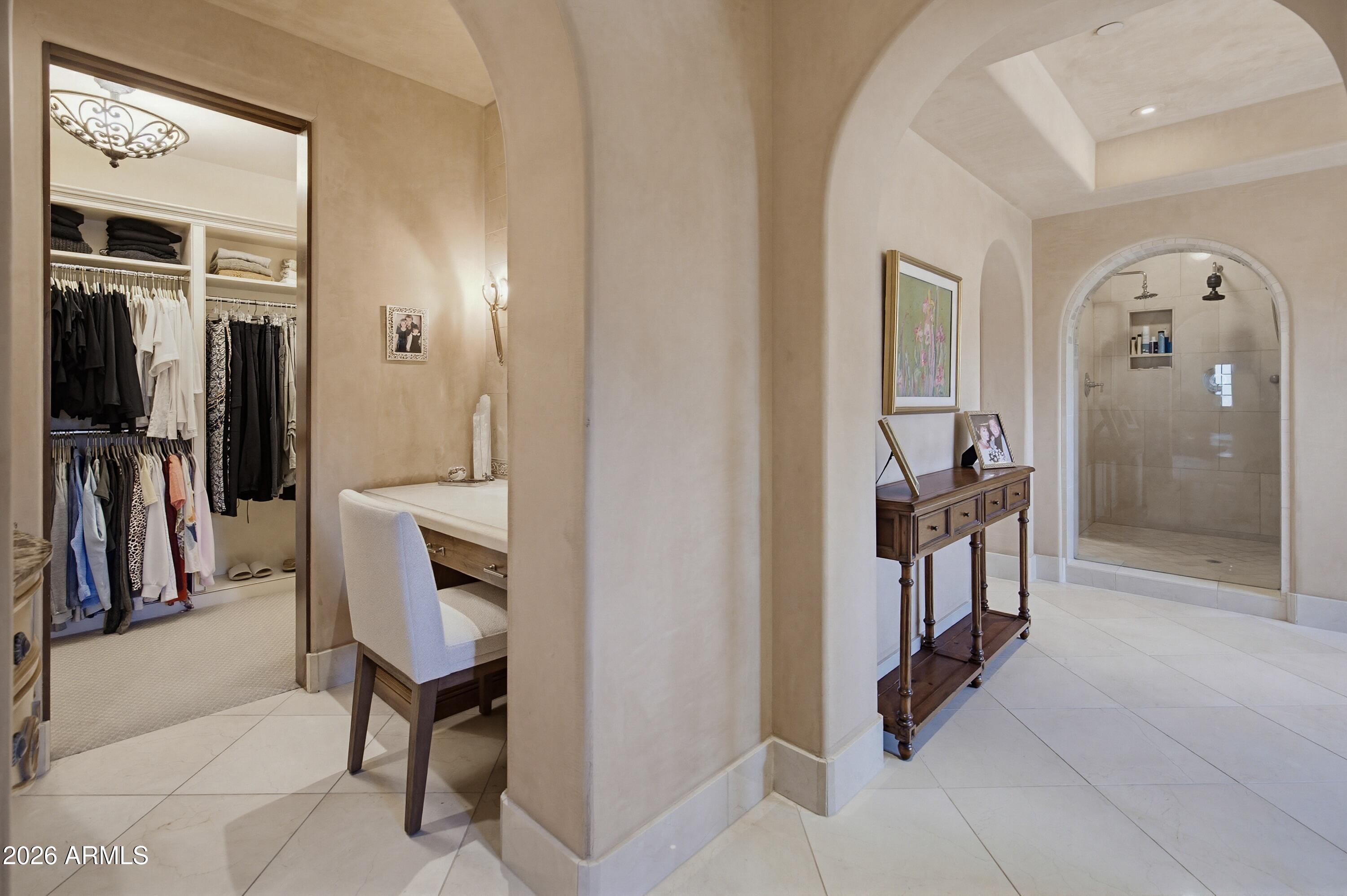 Montelucia Omni Resort Hotel - Residential