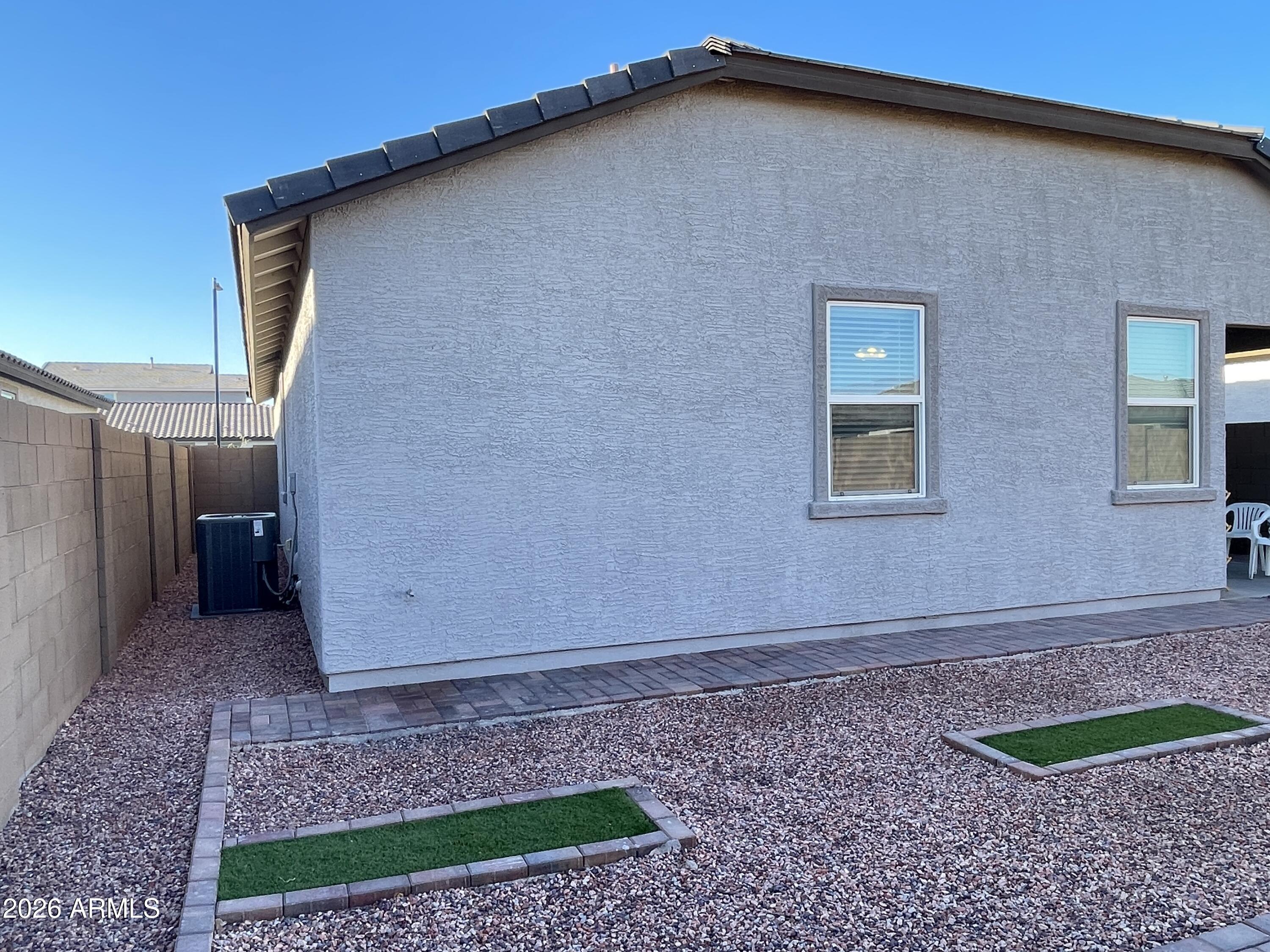 WESTERN ENCLAVE 2 PARCELS 2A AND 2B REPLAT - Residential