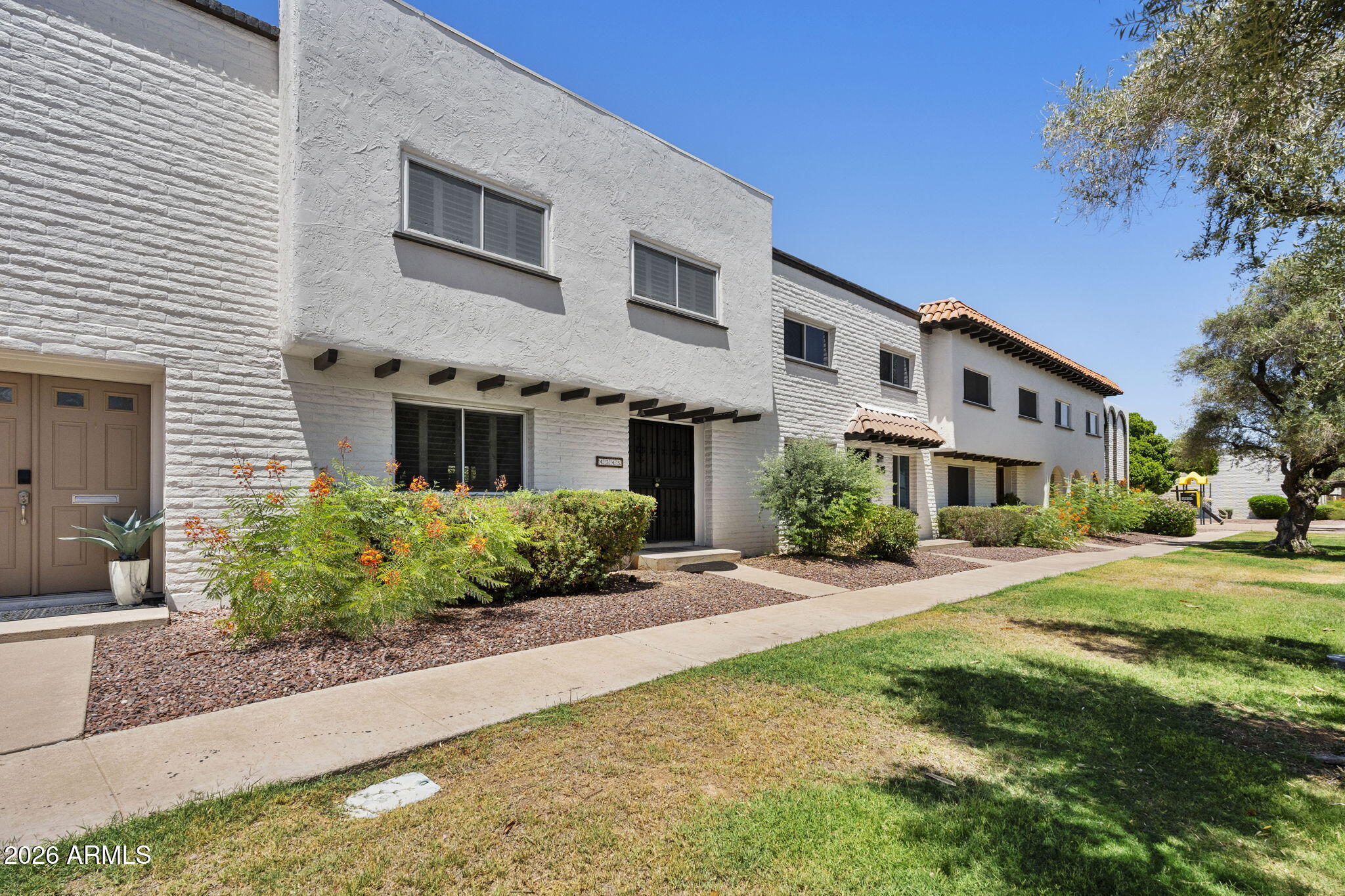 CASA GRANADA EAST TOWNHOUSES - Residential