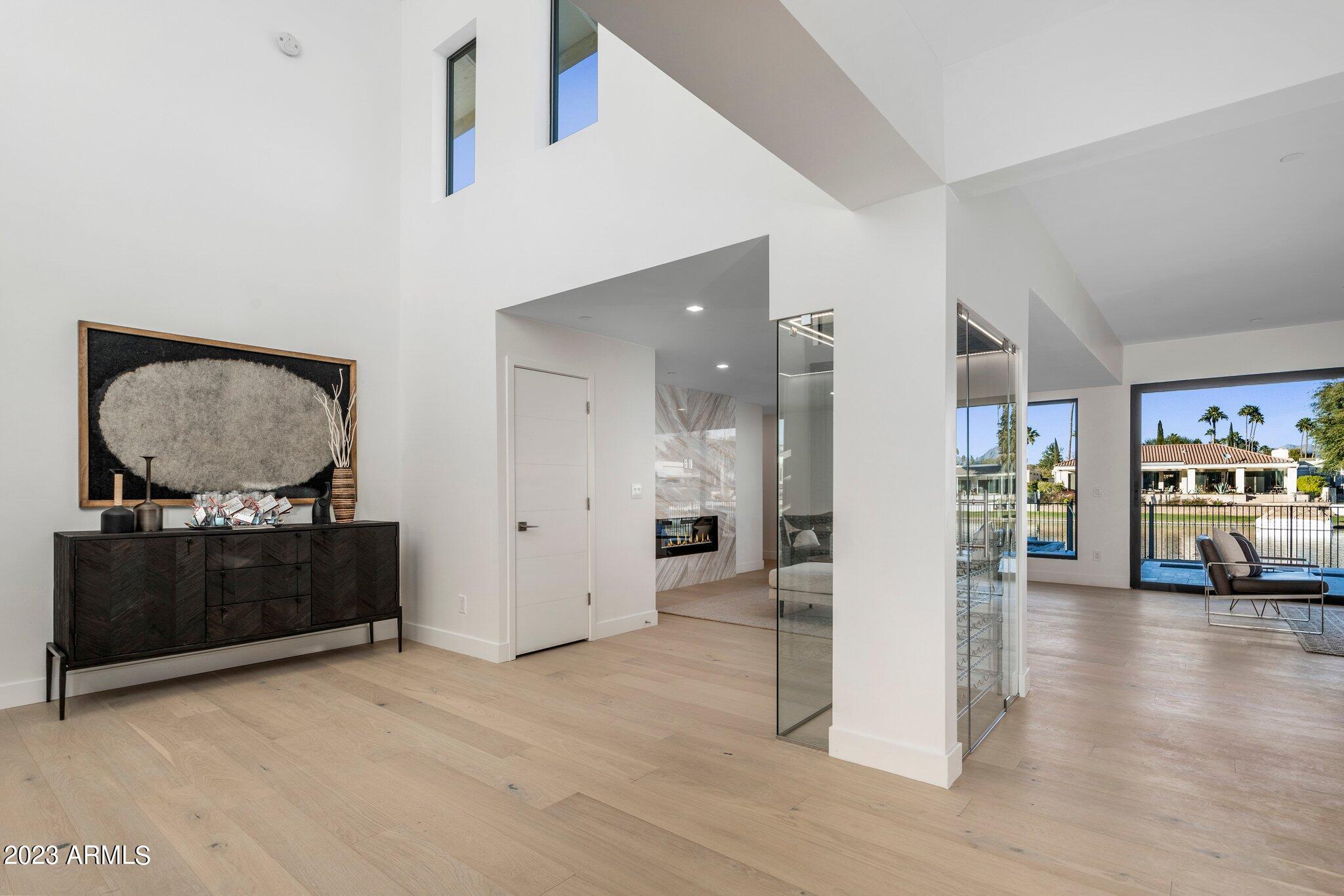 VISTA DEL LAGO - Residential
