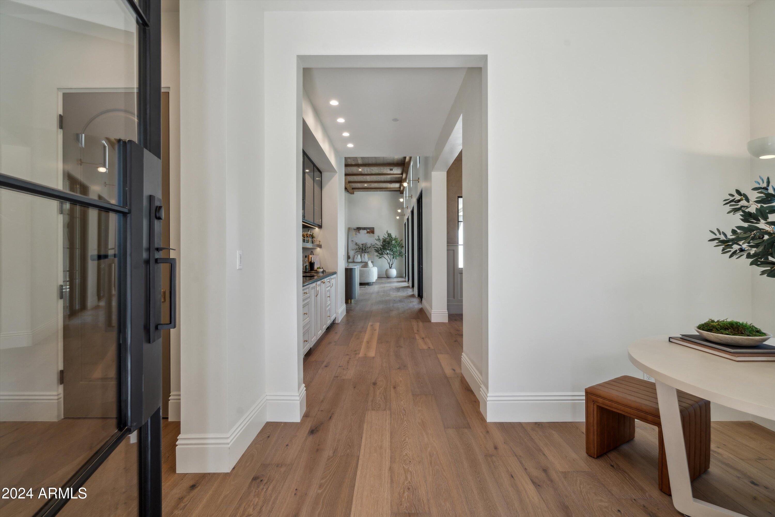 COUNTRY CLUB PLACE - Residential