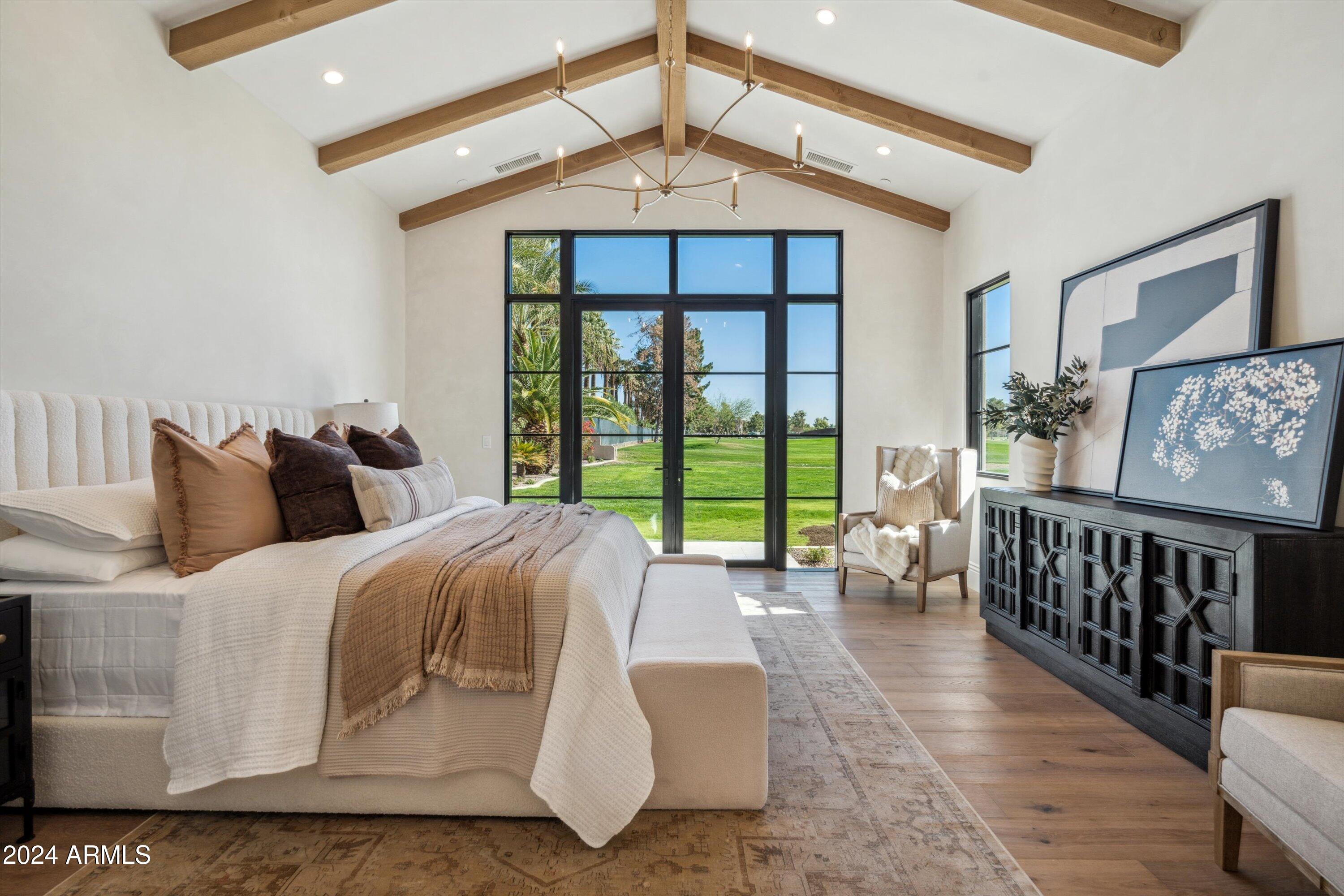 COUNTRY CLUB PLACE - Residential