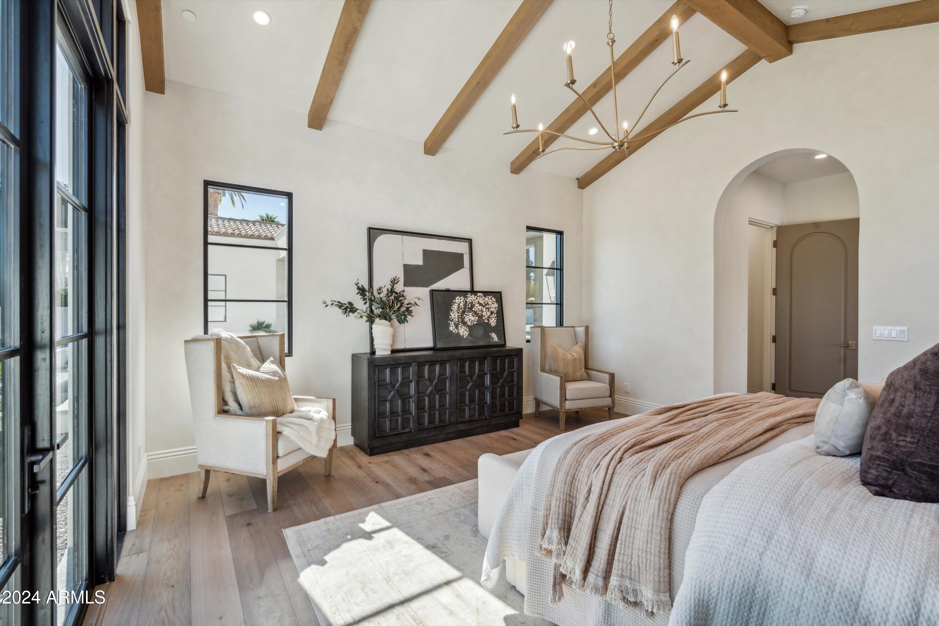 COUNTRY CLUB PLACE - Residential
