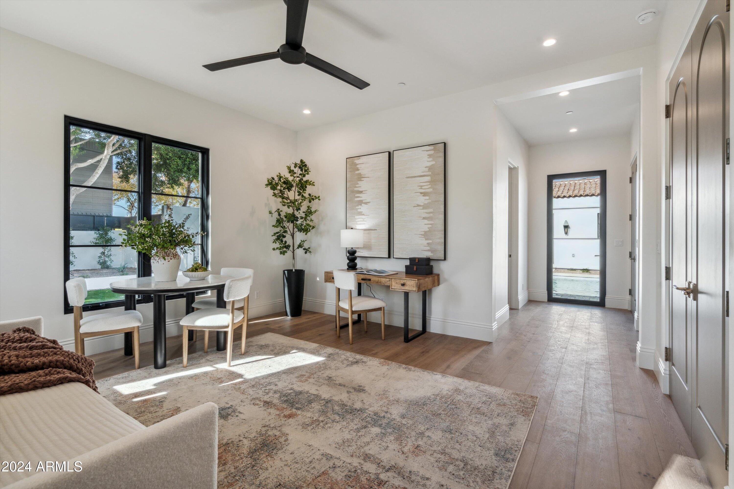 COUNTRY CLUB PLACE - Residential