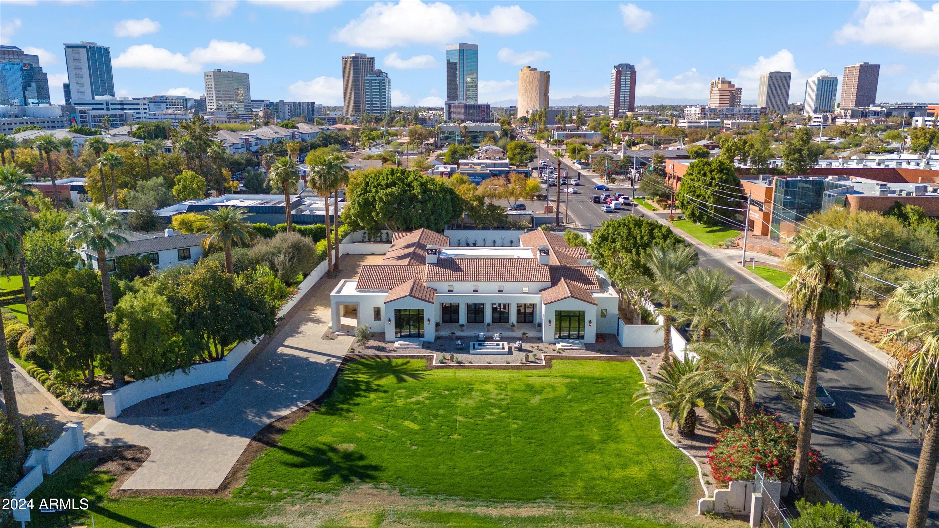 COUNTRY CLUB PLACE - Residential