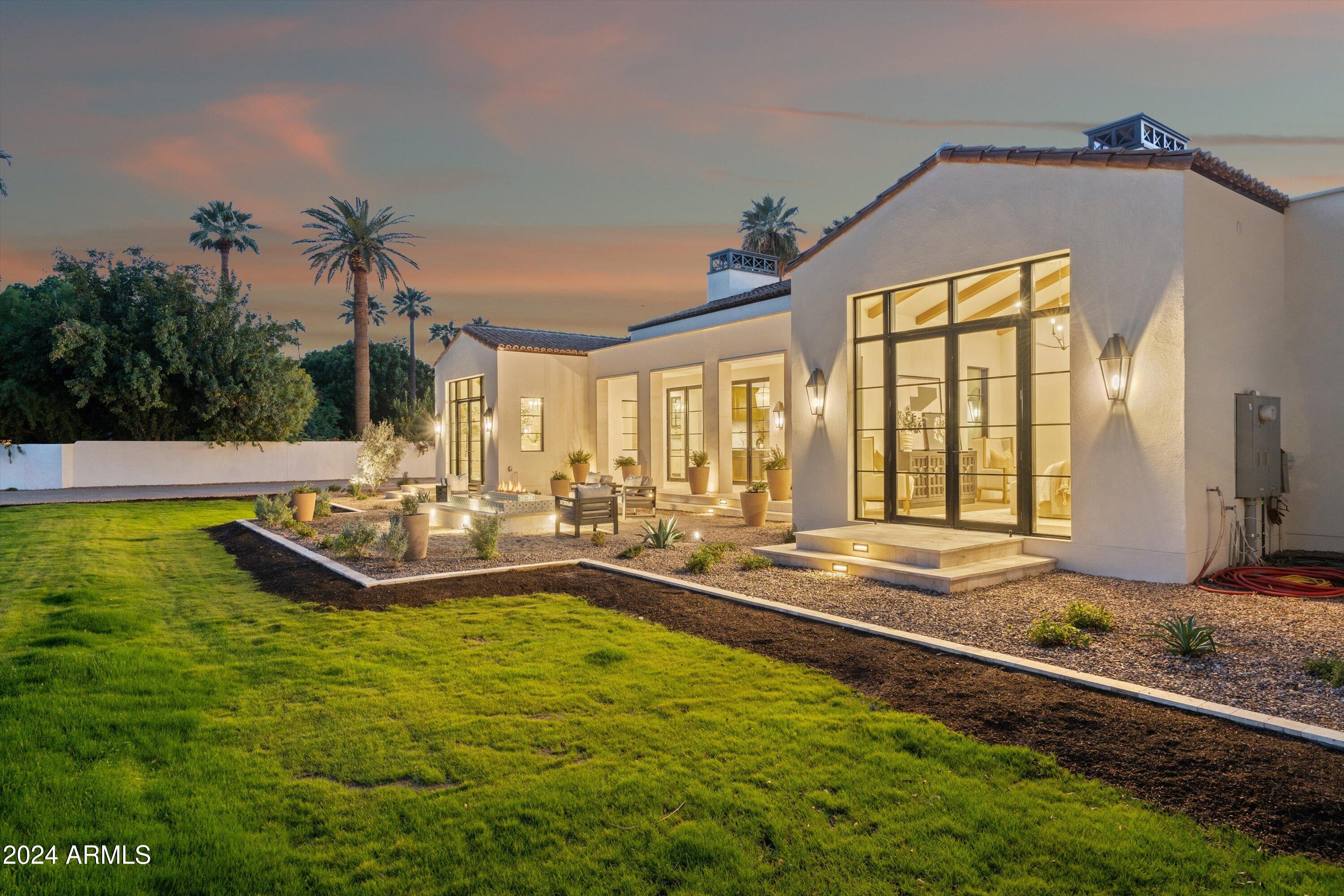 COUNTRY CLUB PLACE - Residential