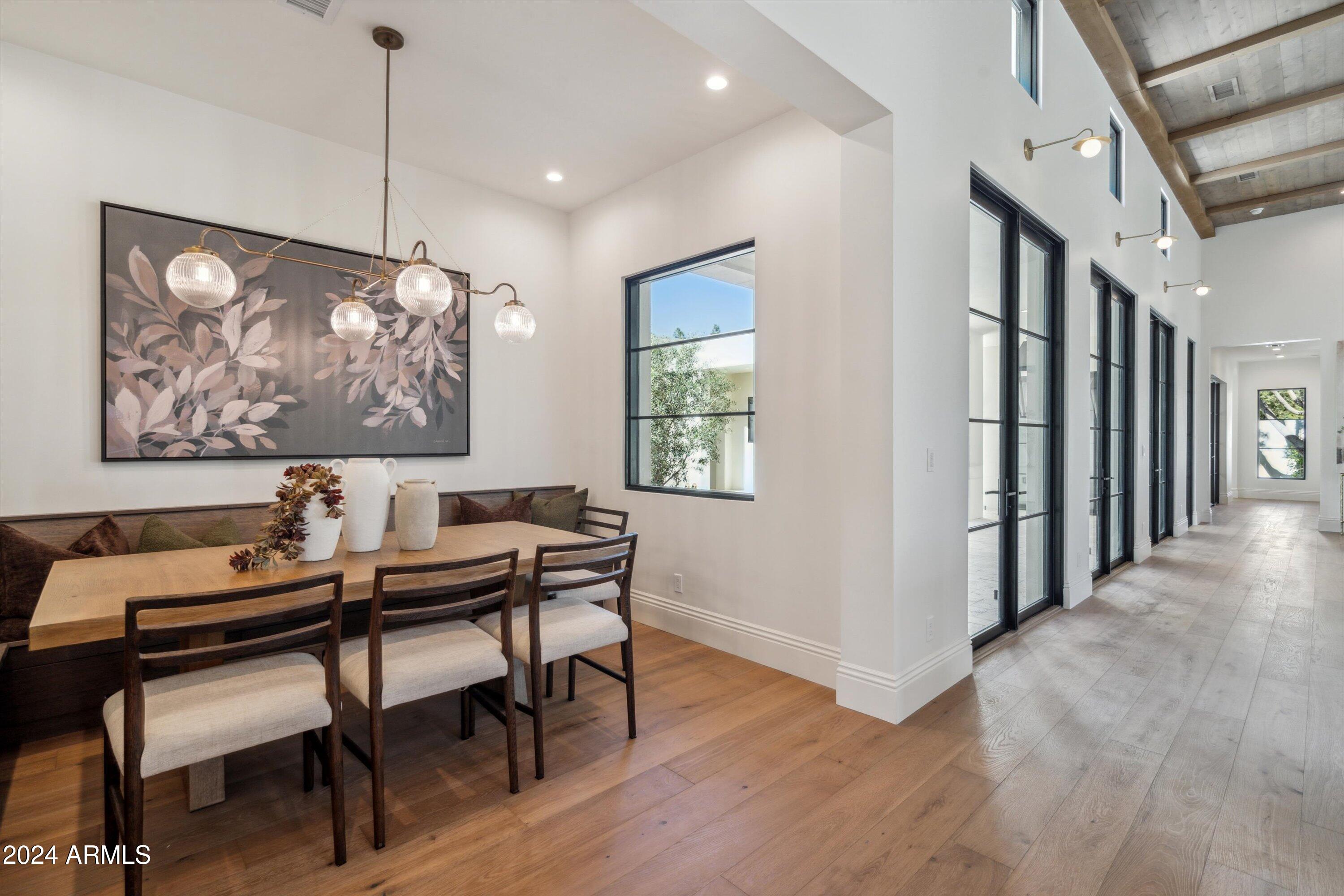 COUNTRY CLUB PLACE - Residential