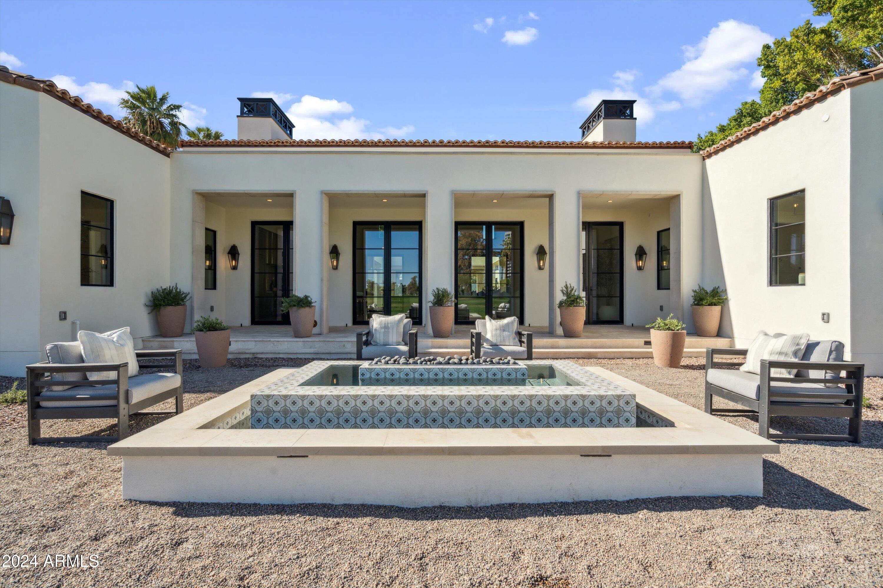 COUNTRY CLUB PLACE - Residential