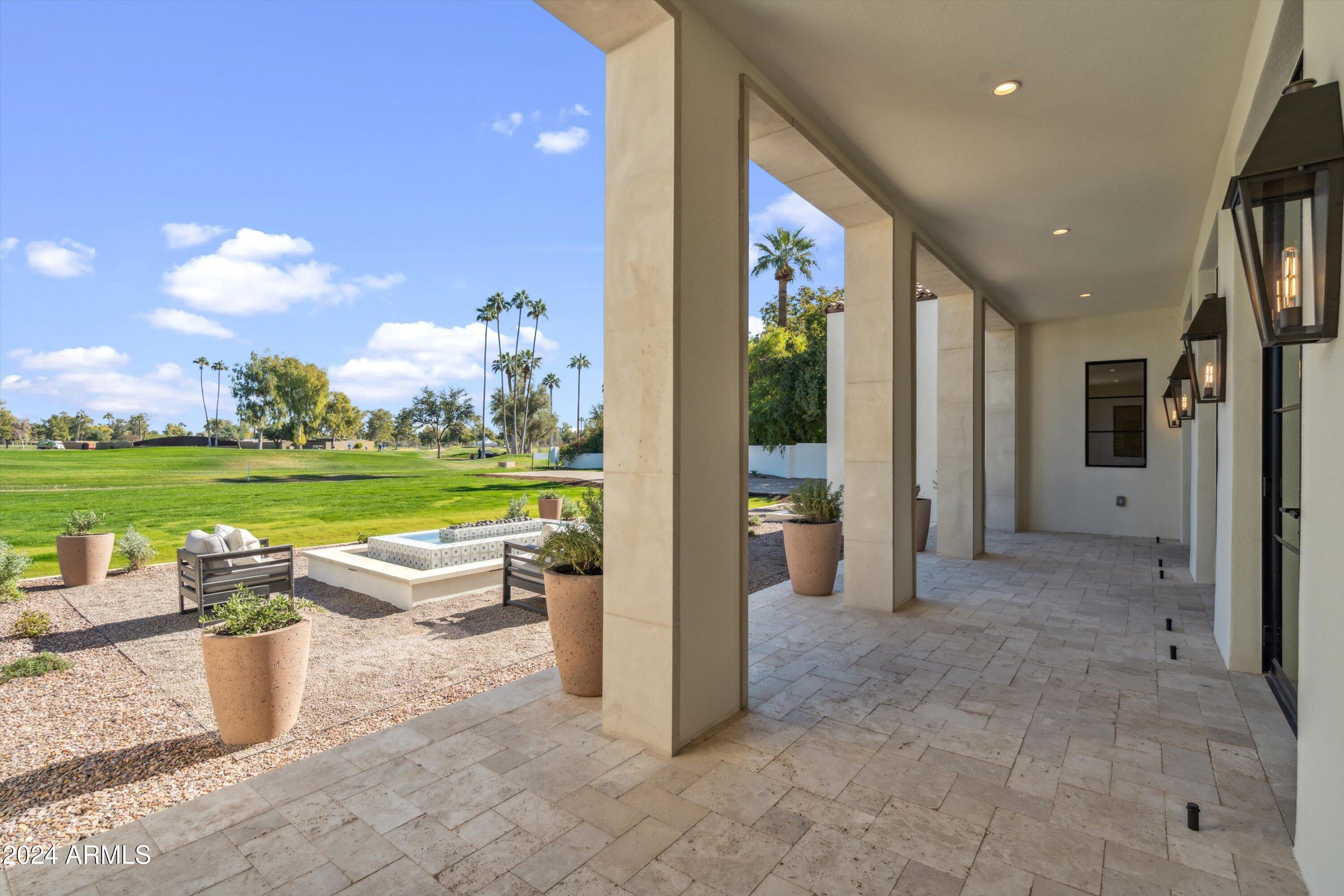 COUNTRY CLUB PLACE - Residential