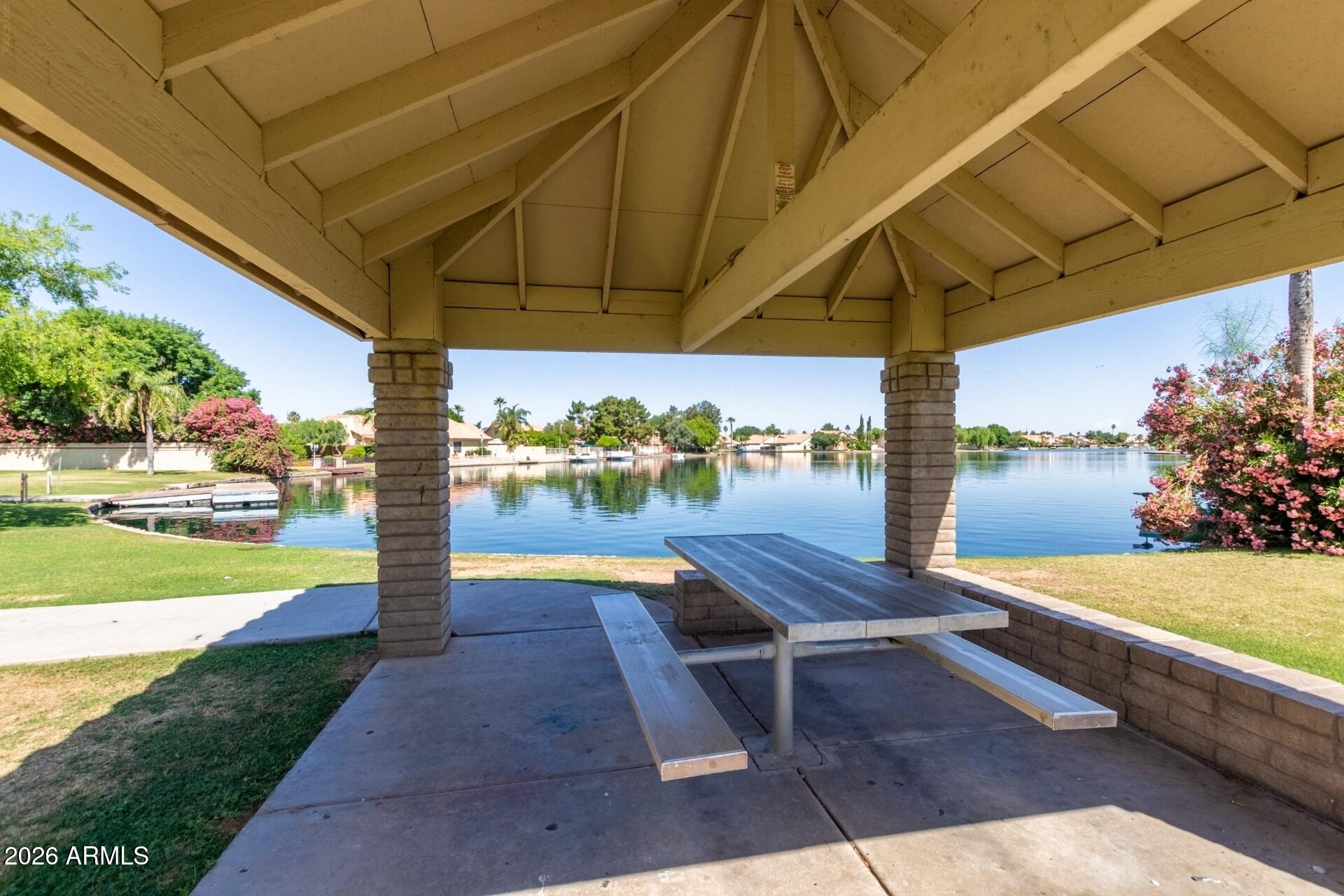 HORIZONS WEST - Residential