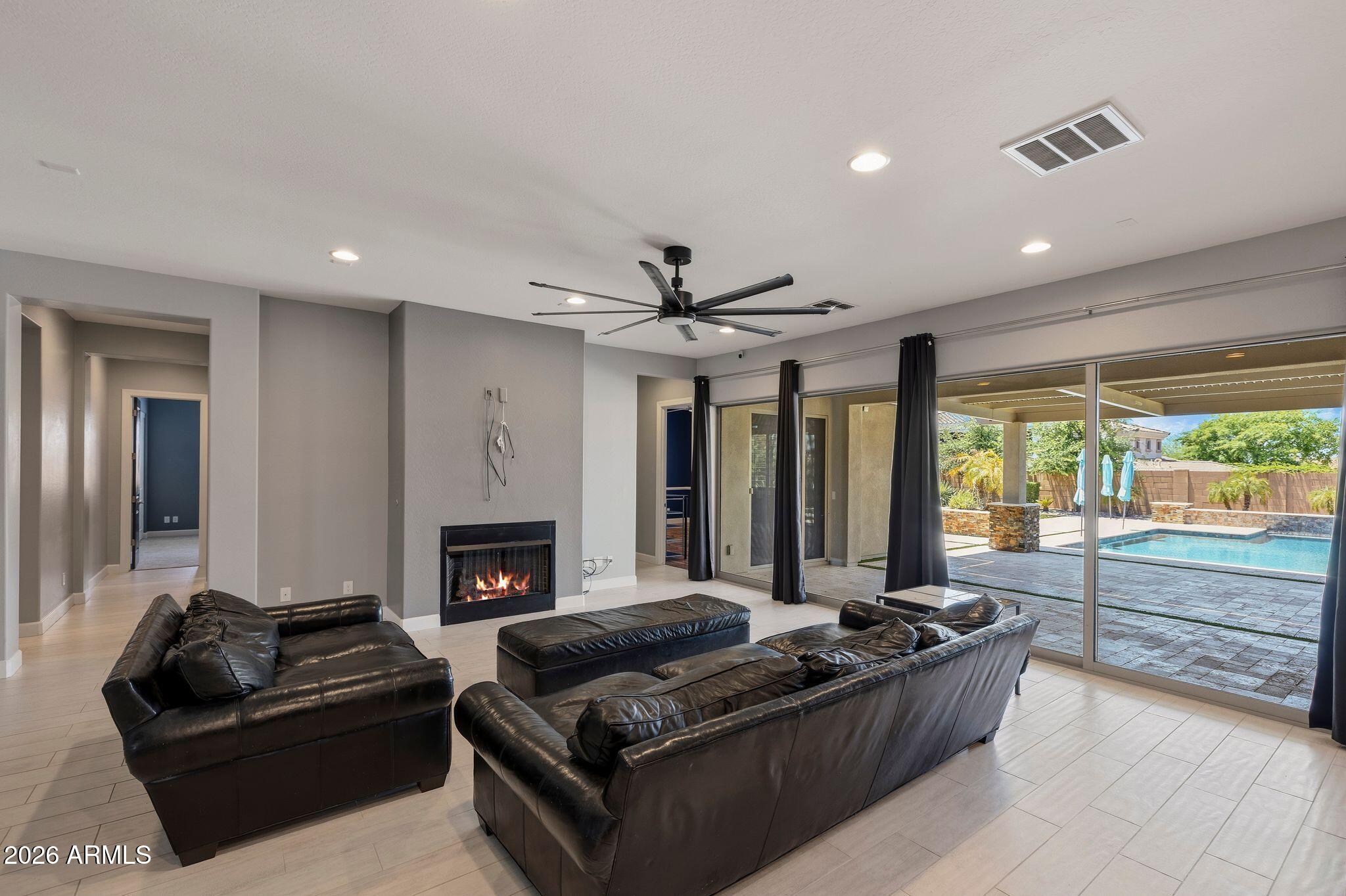 MONTEVISTA - Residential