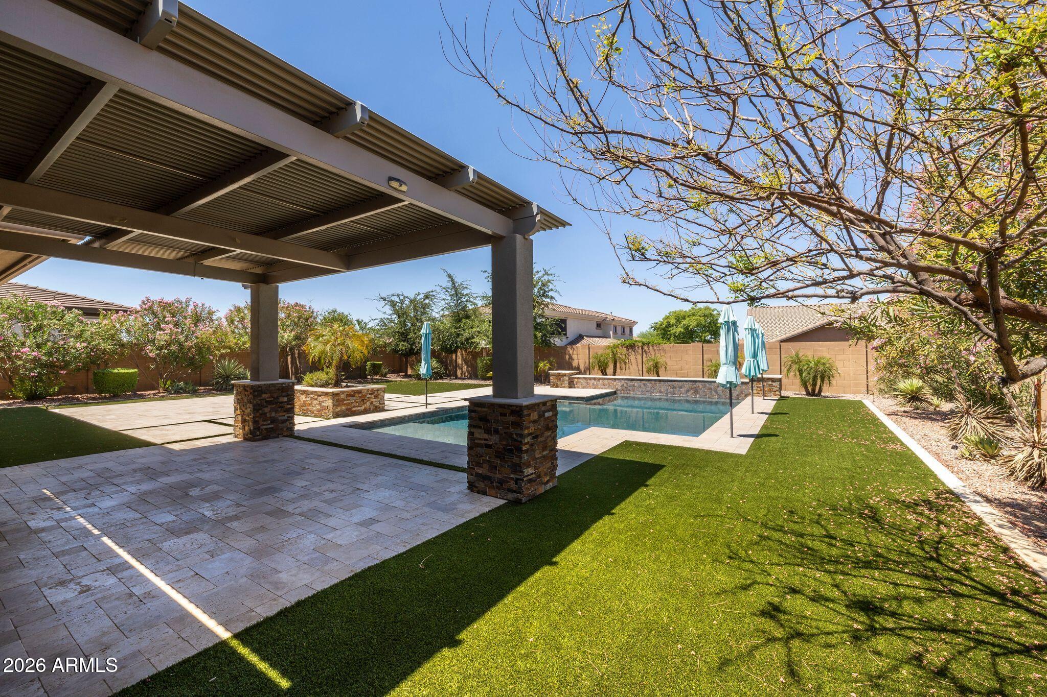 MONTEVISTA - Residential