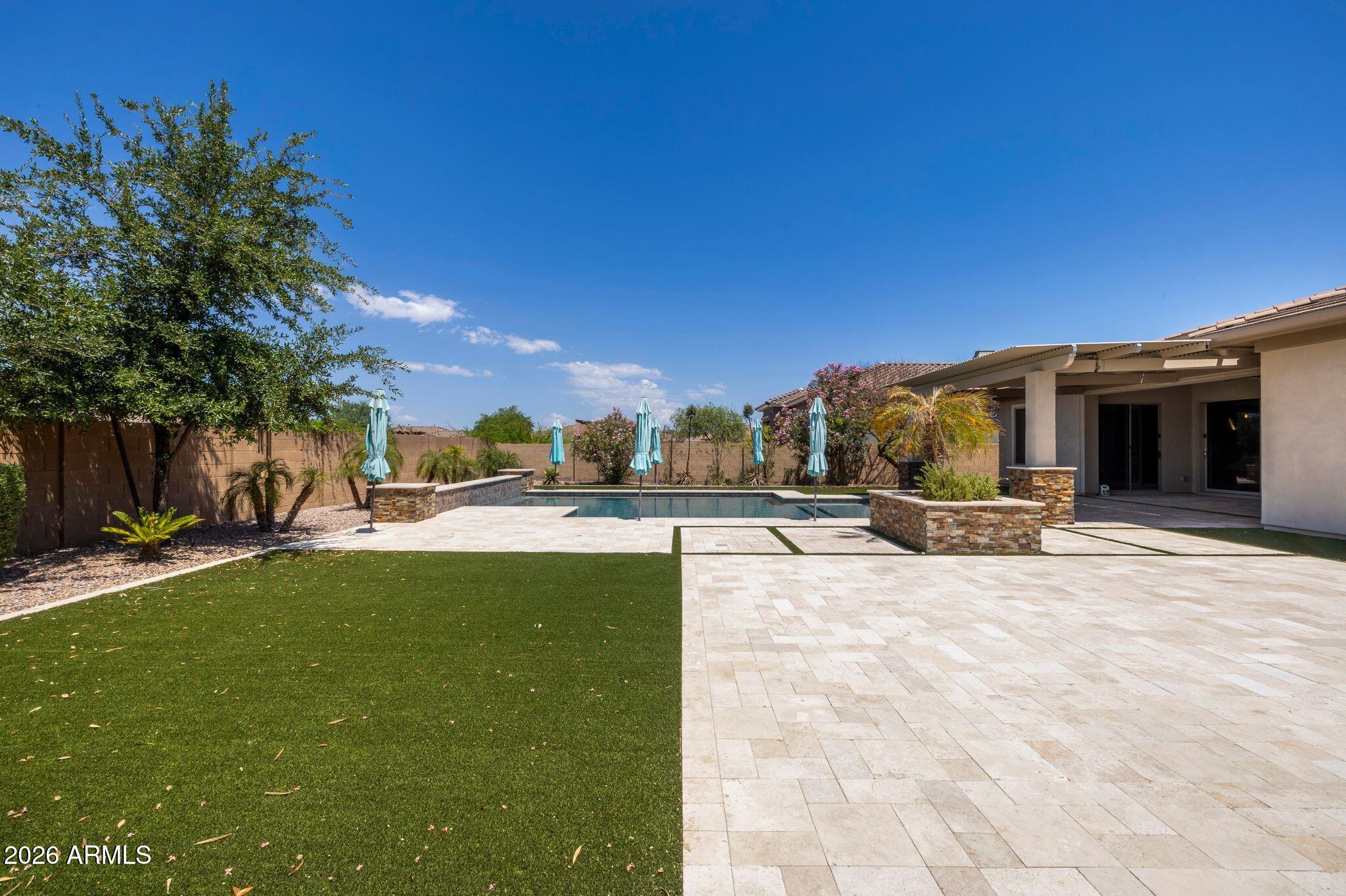 MONTEVISTA - Residential