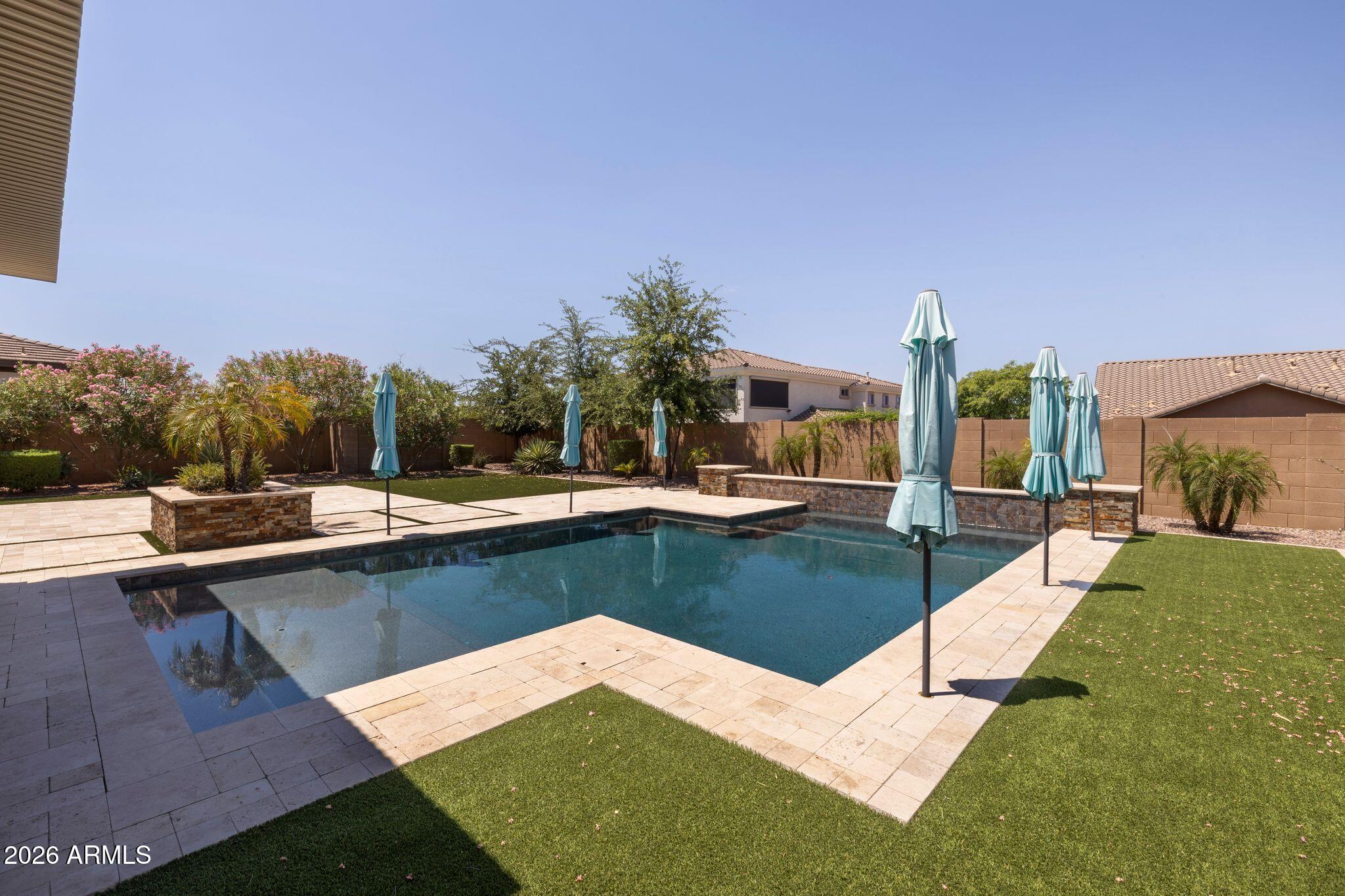 MONTEVISTA - Residential