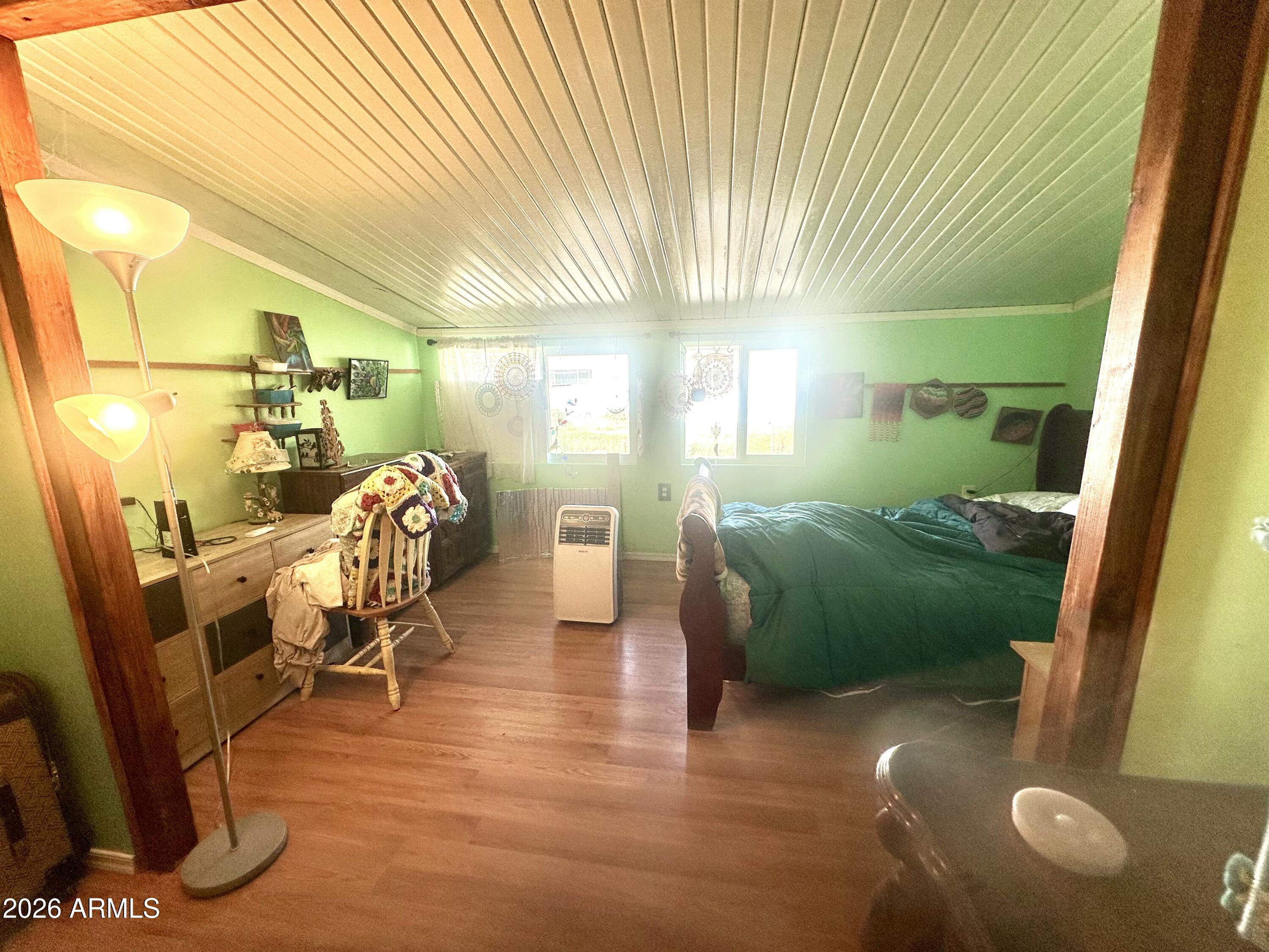 SPRING VALLEY - Residential
